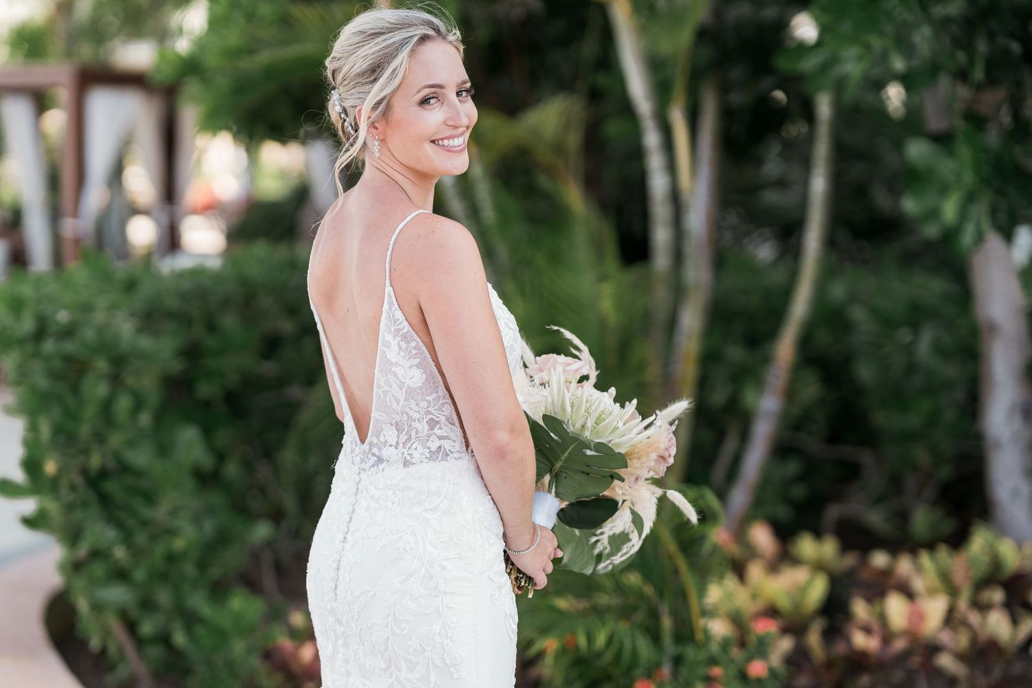 secrets playa mujeres wedding