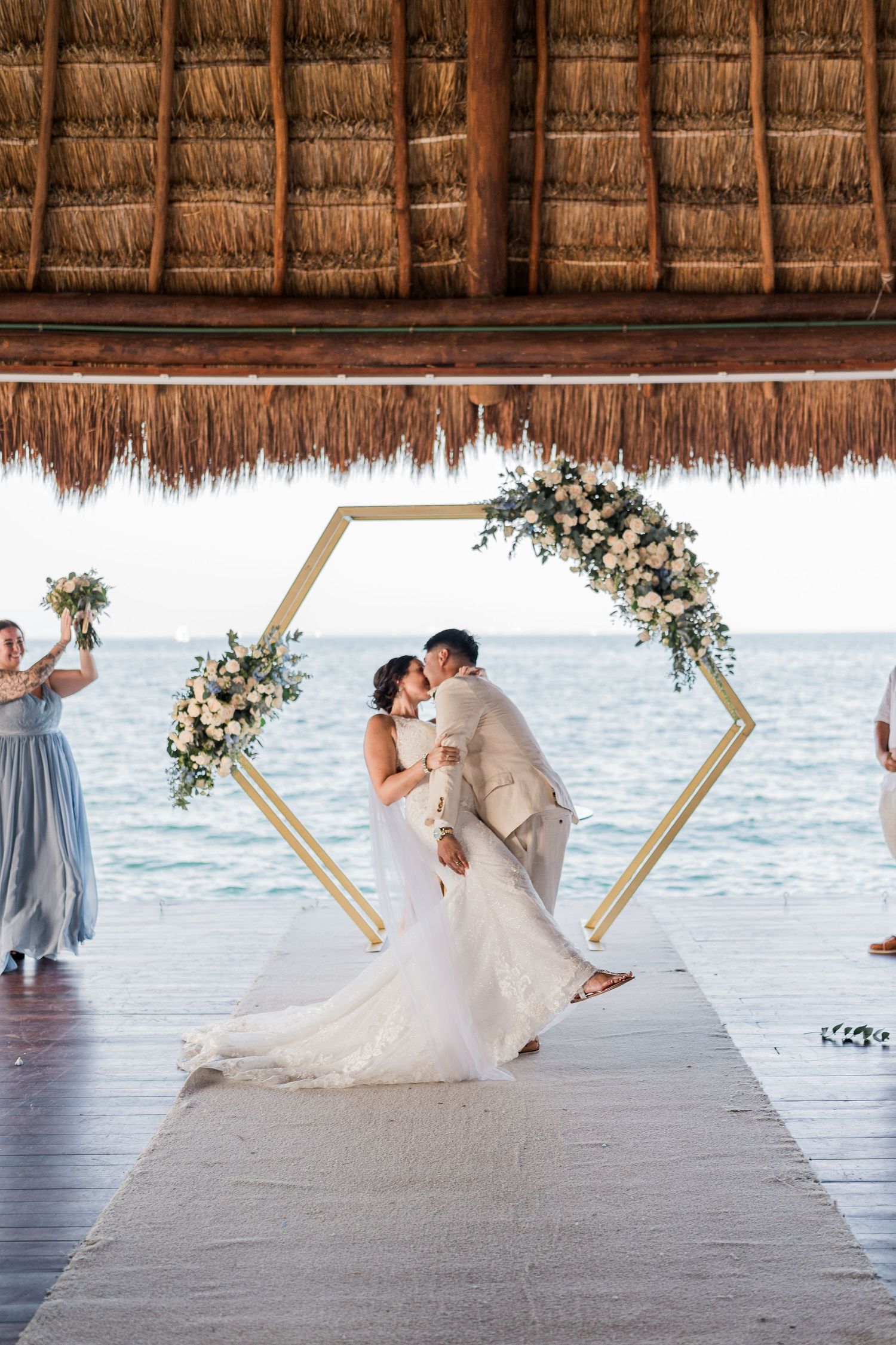 Dreams Vista Cancun Resort & Spa ceremony first kiss