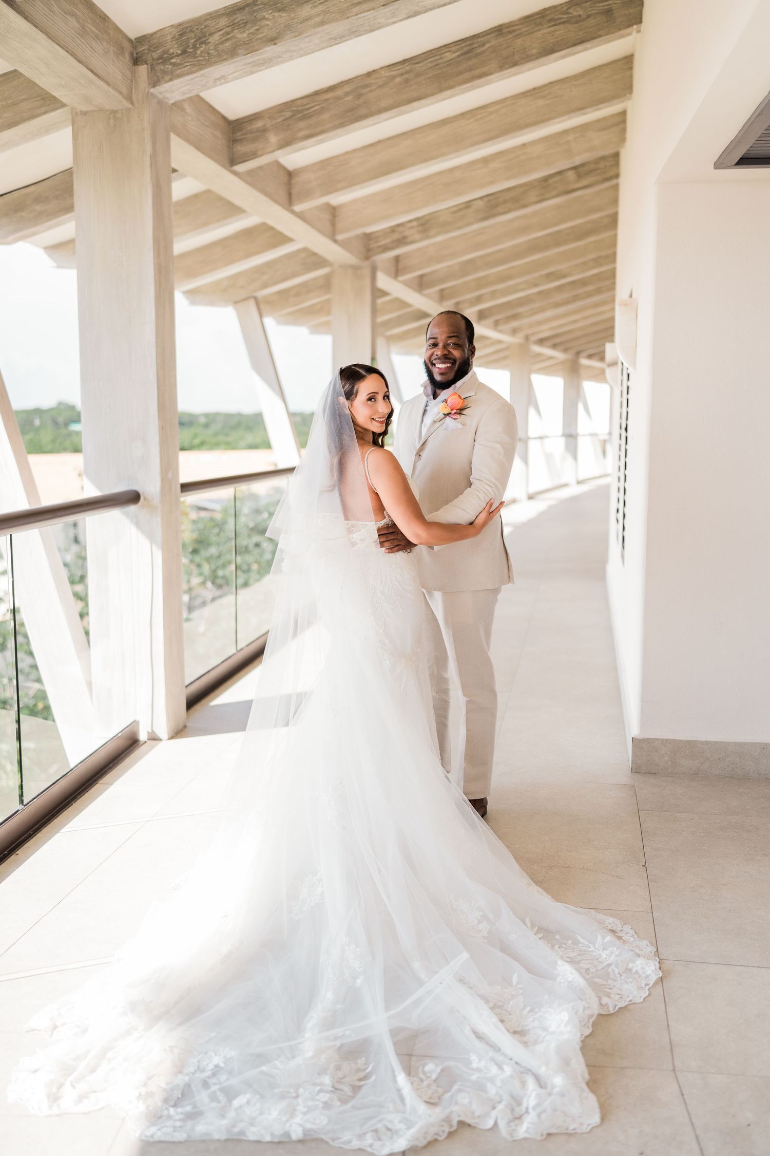 unico 2087 wedding