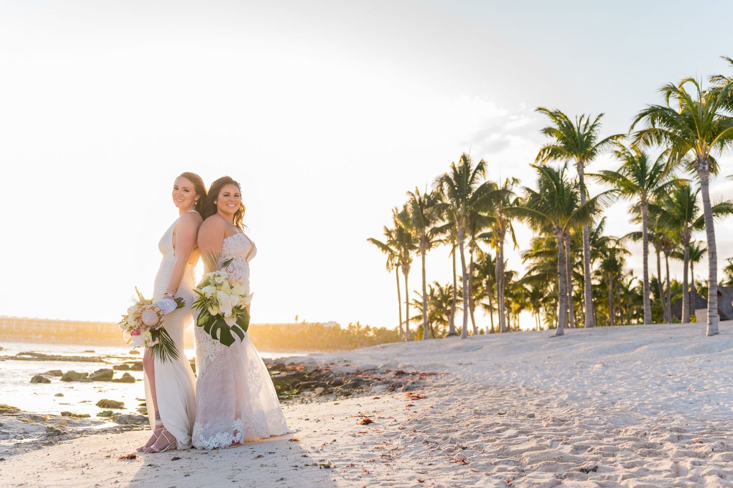 Barceló Maya Palace wedding brides photoshoot