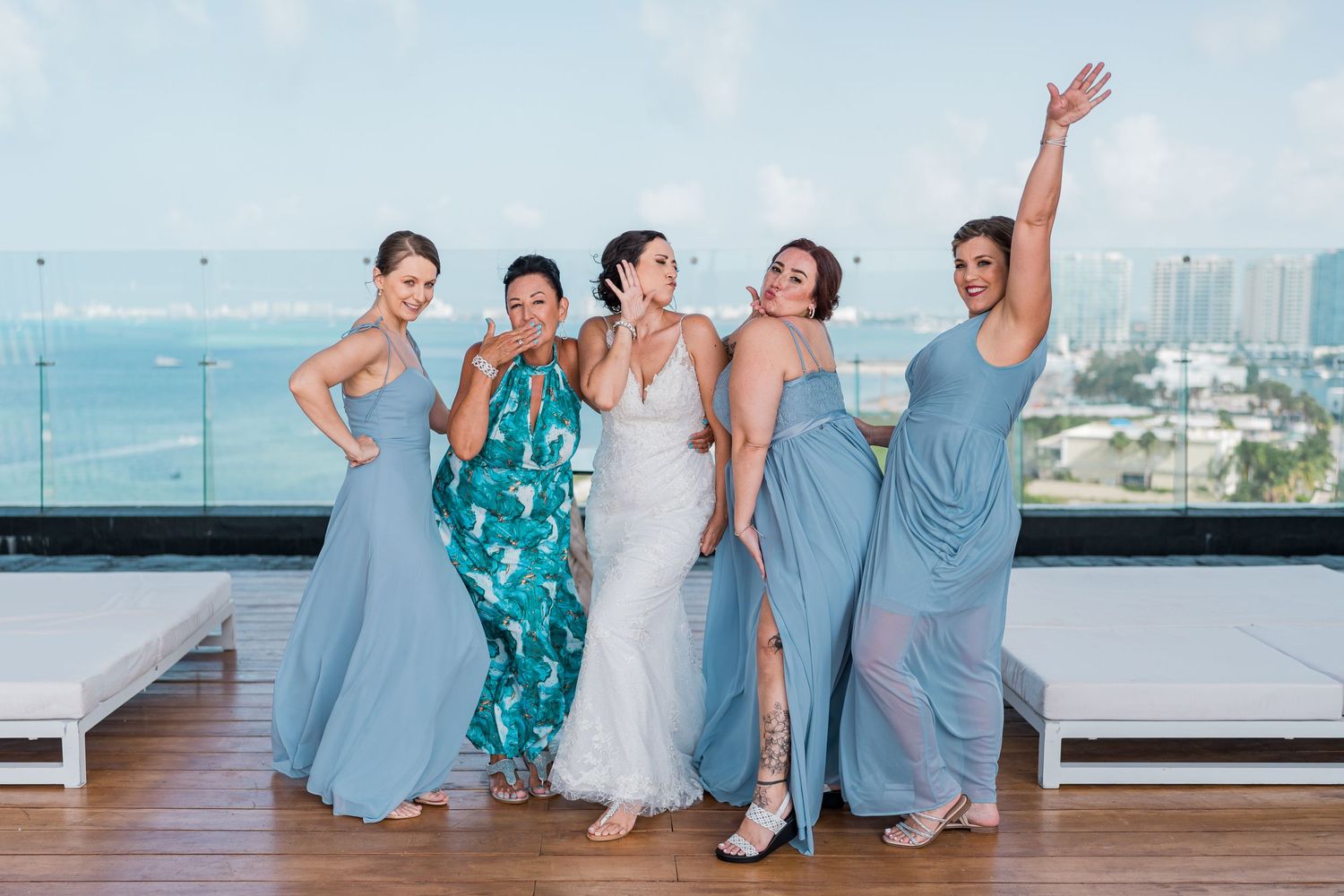 Dreams Vista Cancun Resort & Spa wedding - bride and bridesmaids