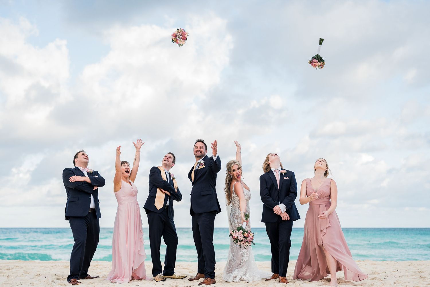 Sandos Cancun wedding
