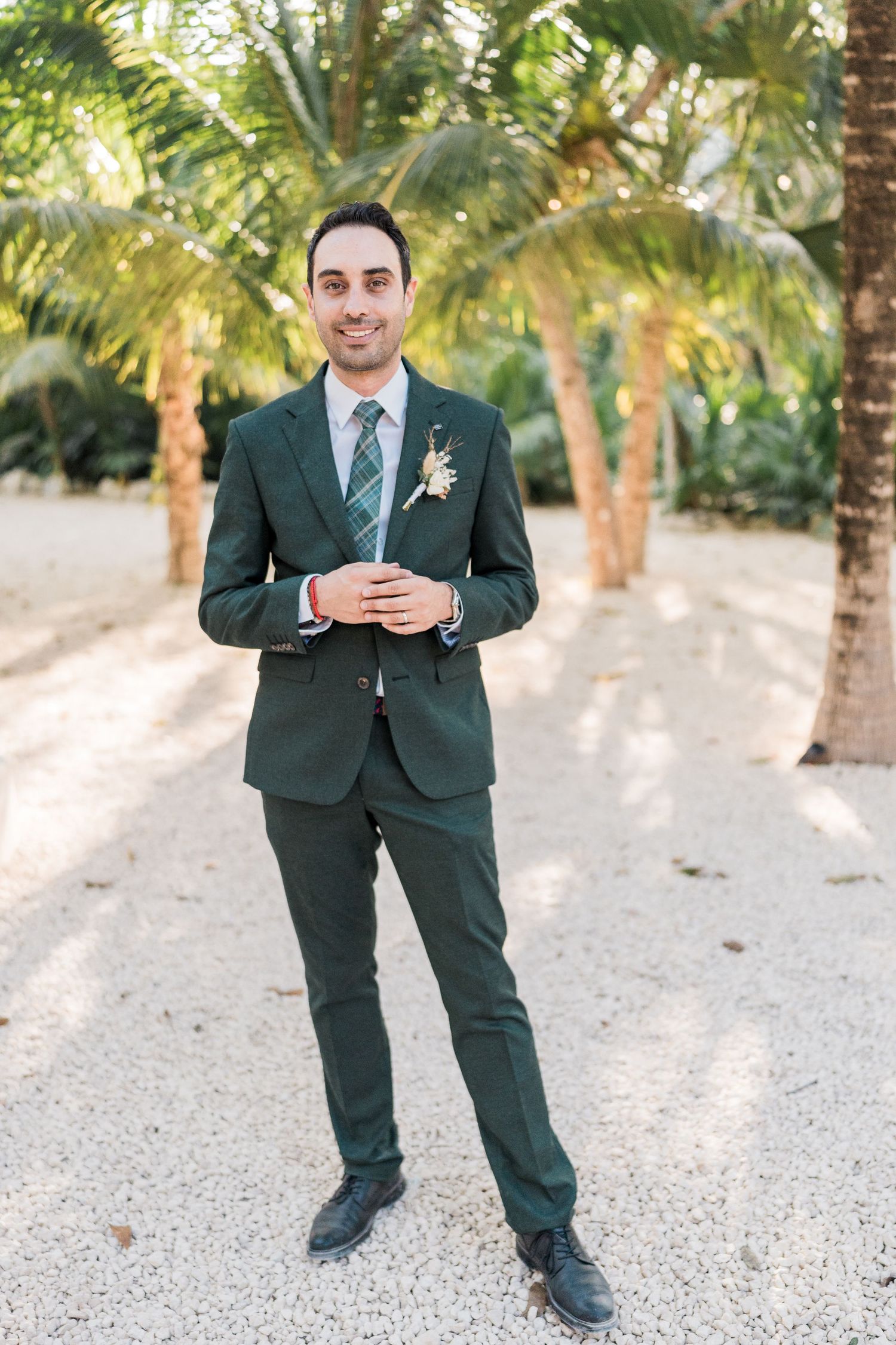 vesica tulum wedding couple photos