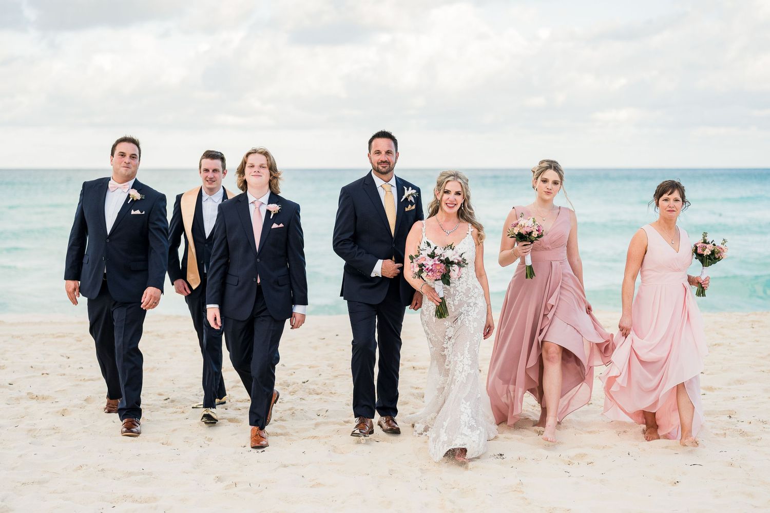Sandos Cancun wedding