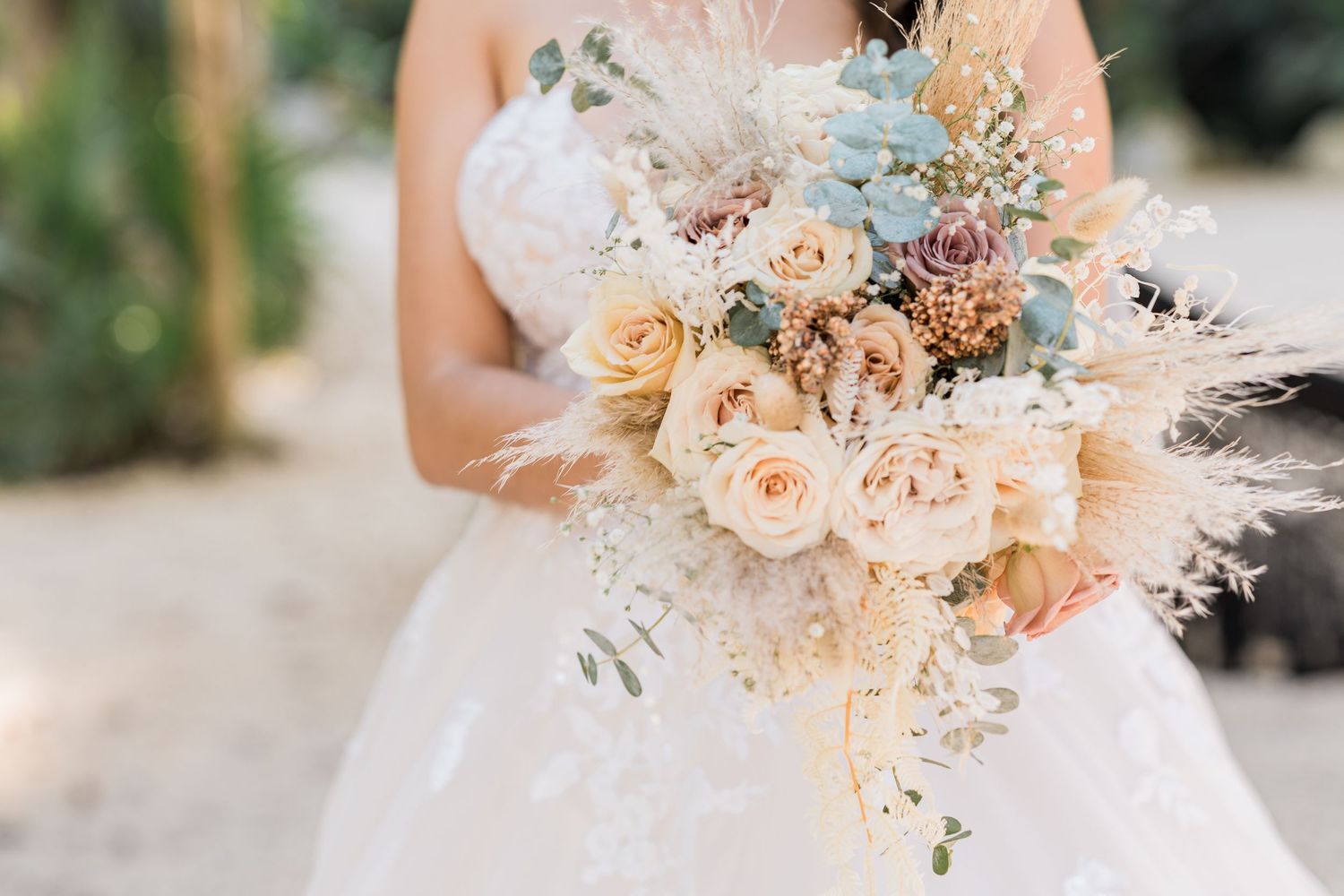 vesica tulum wedding couple photos