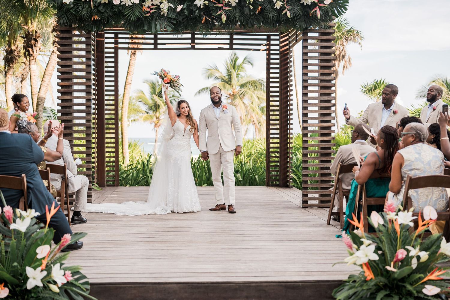 unico 2087 wedding