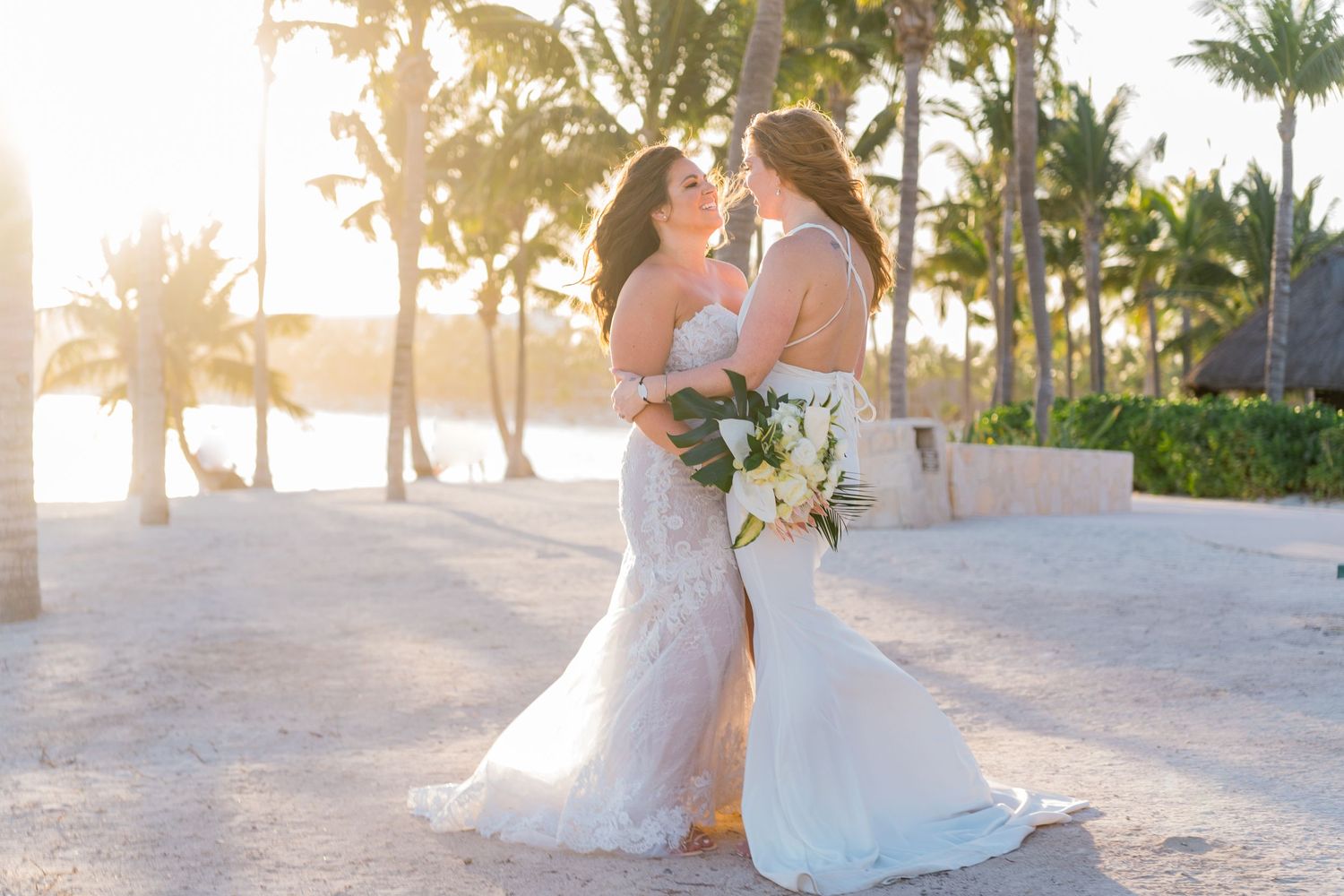 Barceló Maya Palace wedding brides photoshoot