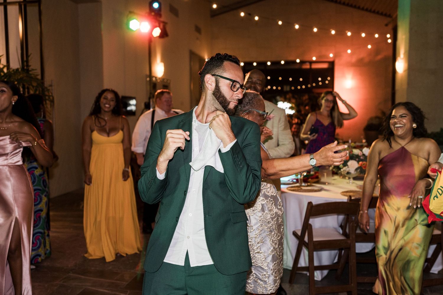 unico 2087 wedding