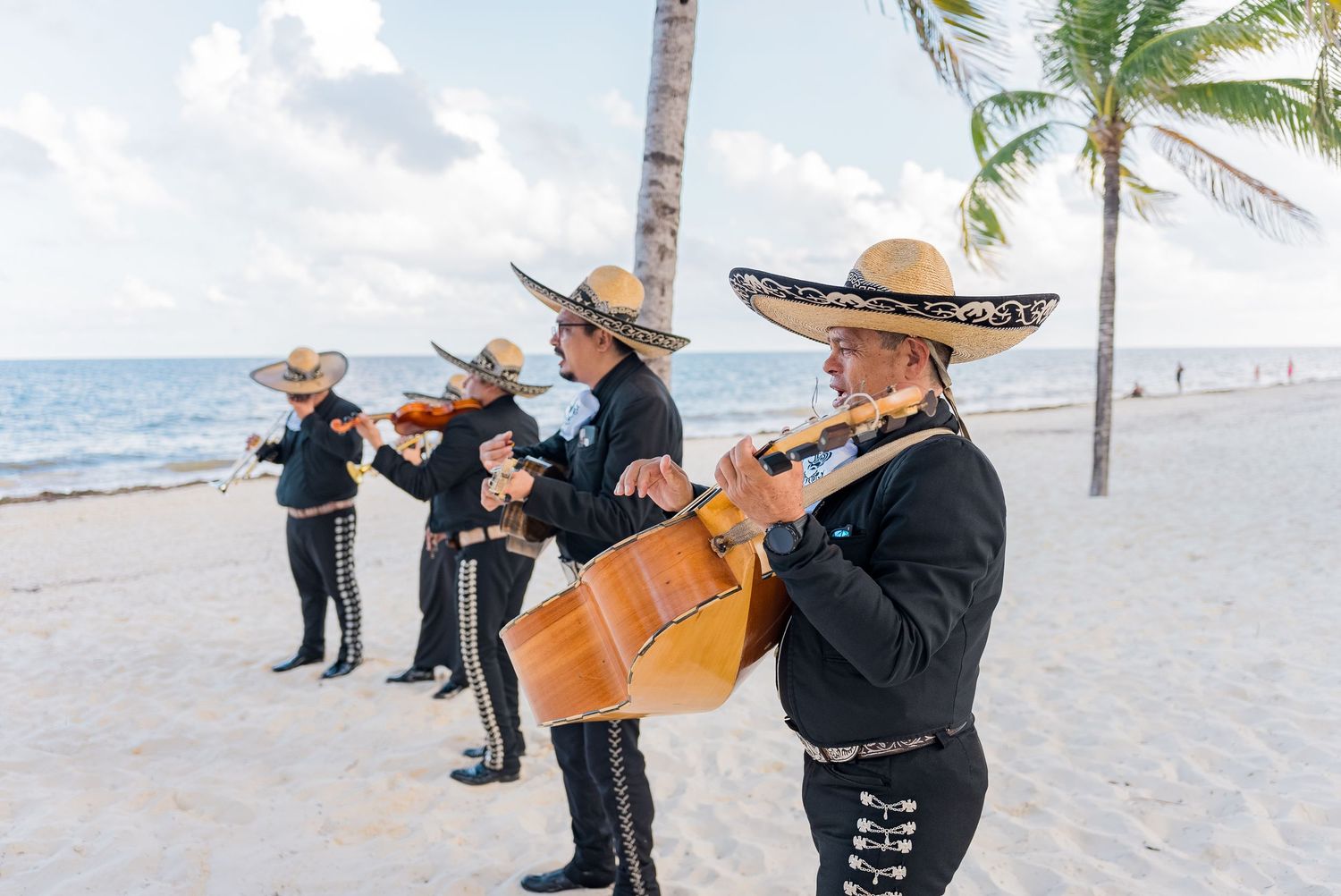 Royalton Riviera Cancun Wedding mariachi