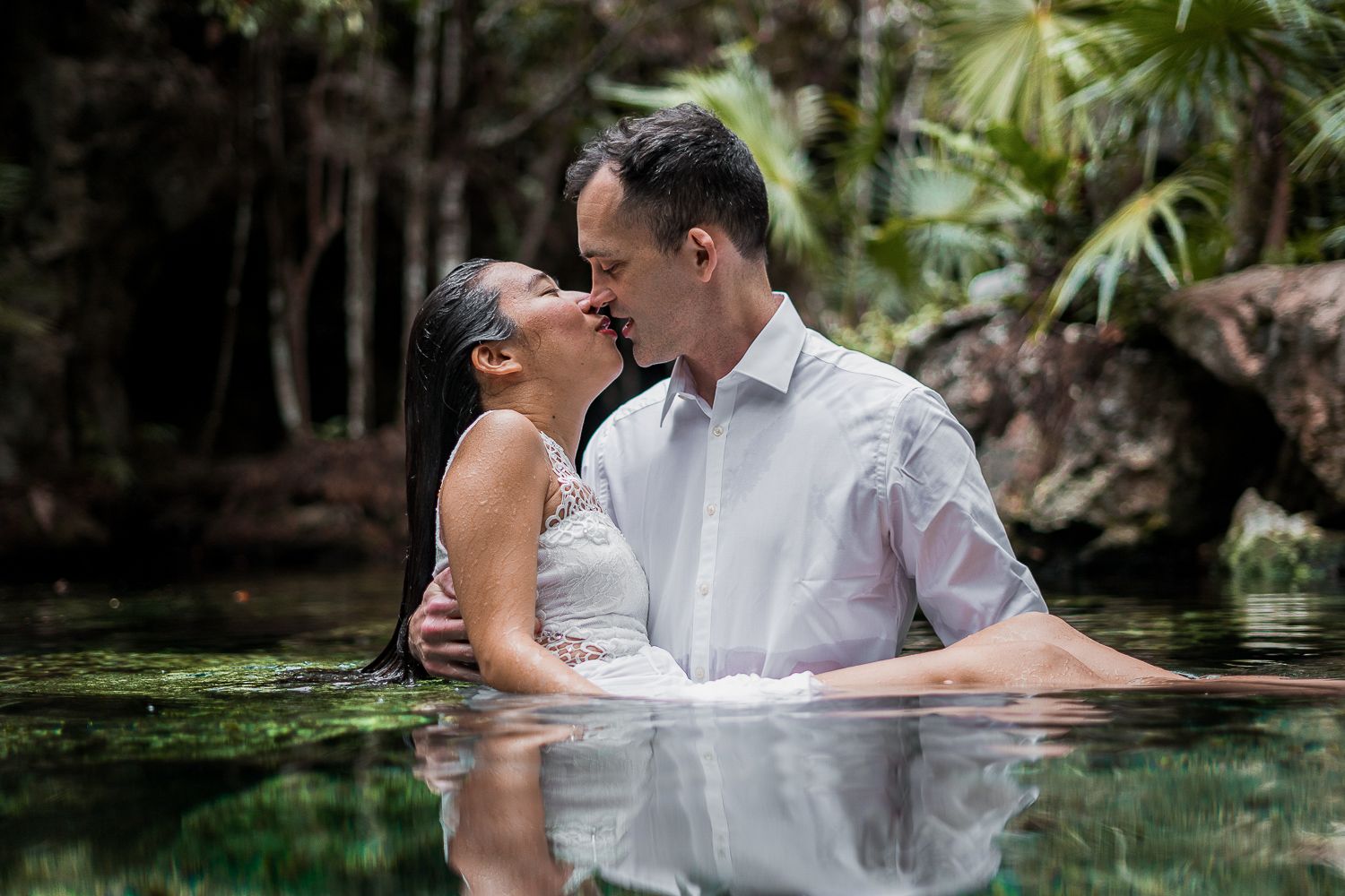 tulum cenote couple photoshoot