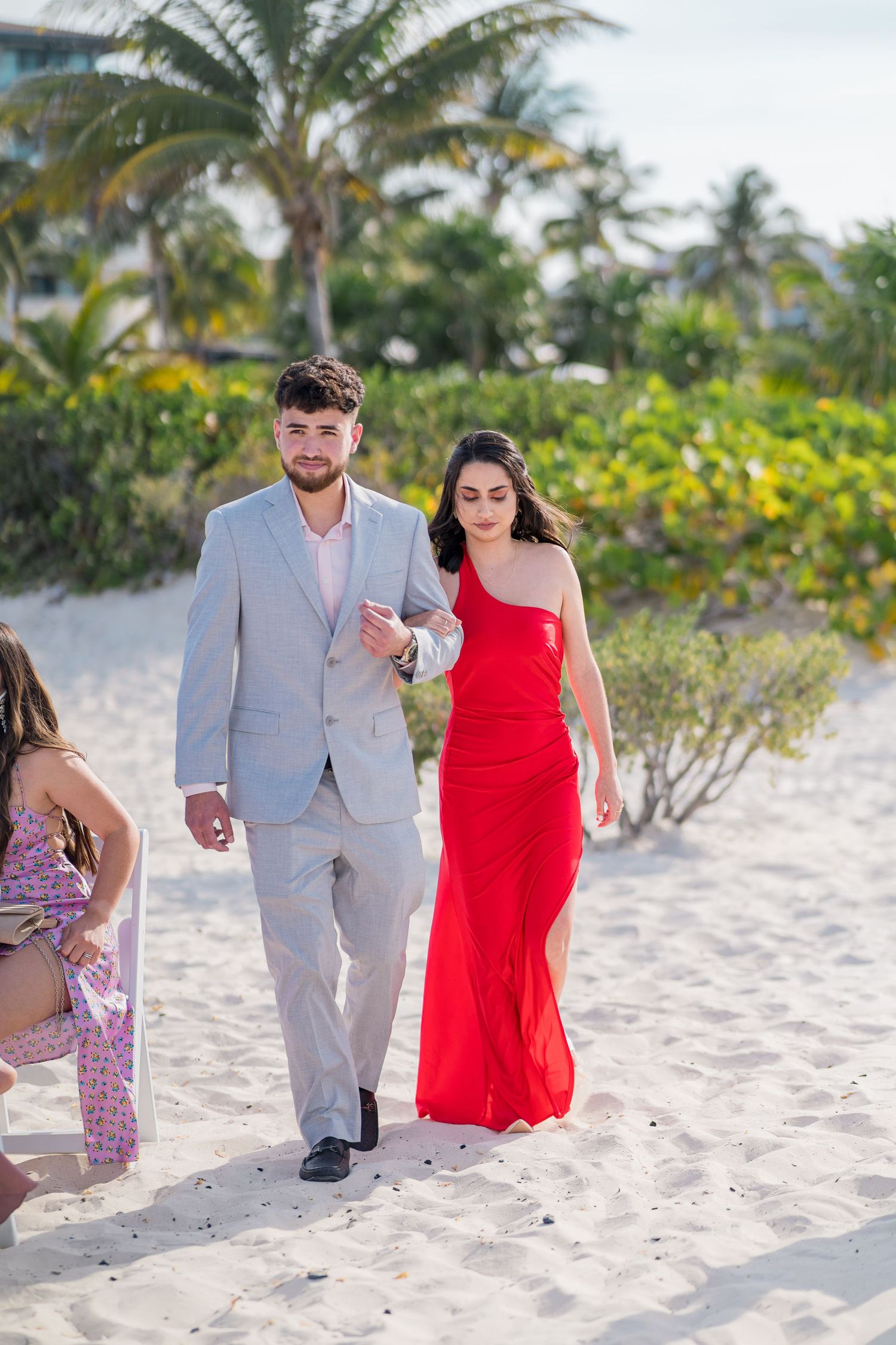 What to Wear as a Guest to a Riviera Maya Beach Wedding