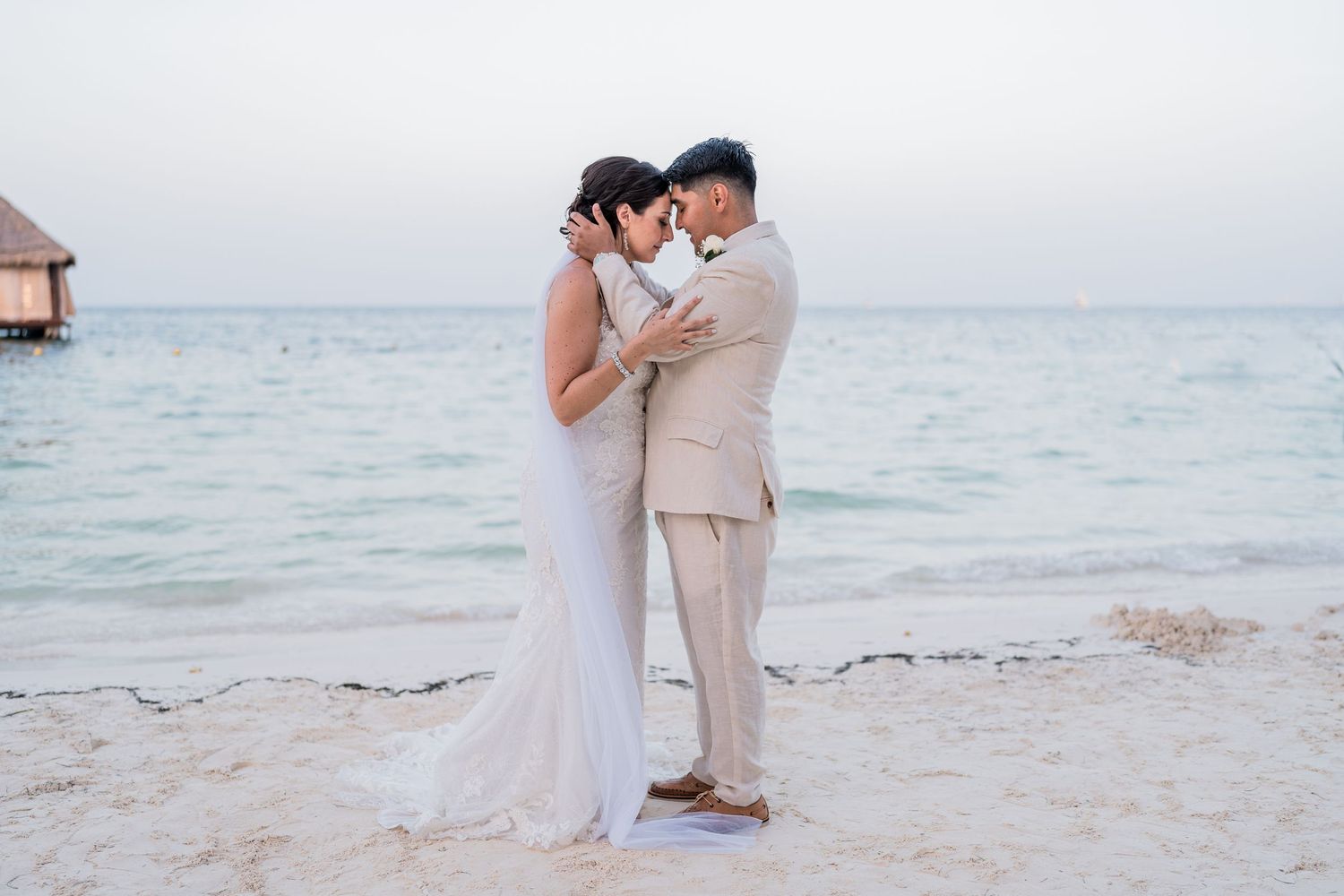 Dreams Vista Cancun Resort & Spa wedding bride and groom photoshoot