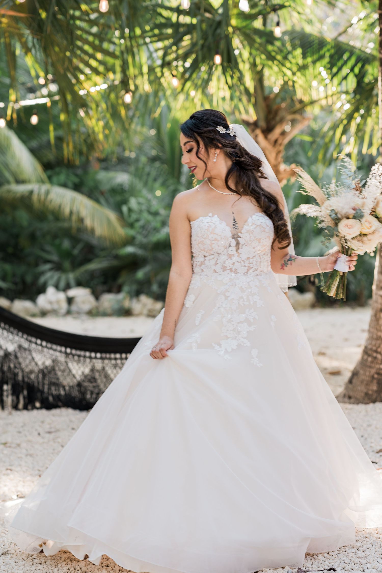 vesica tulum wedding couple photos
