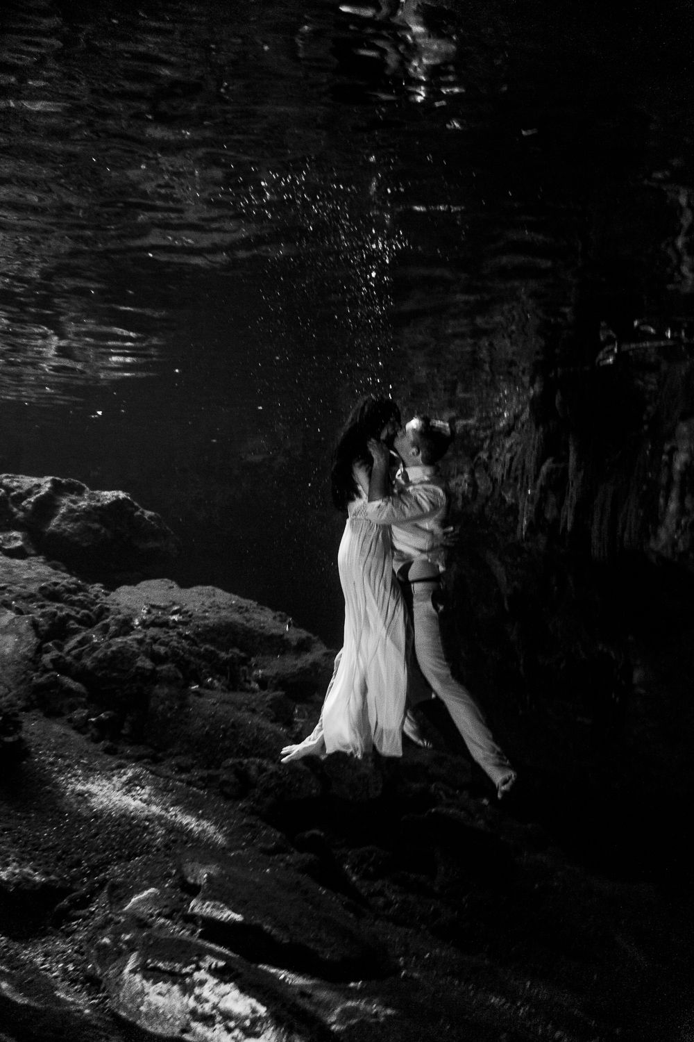 tulum cenote underwater photoshoot