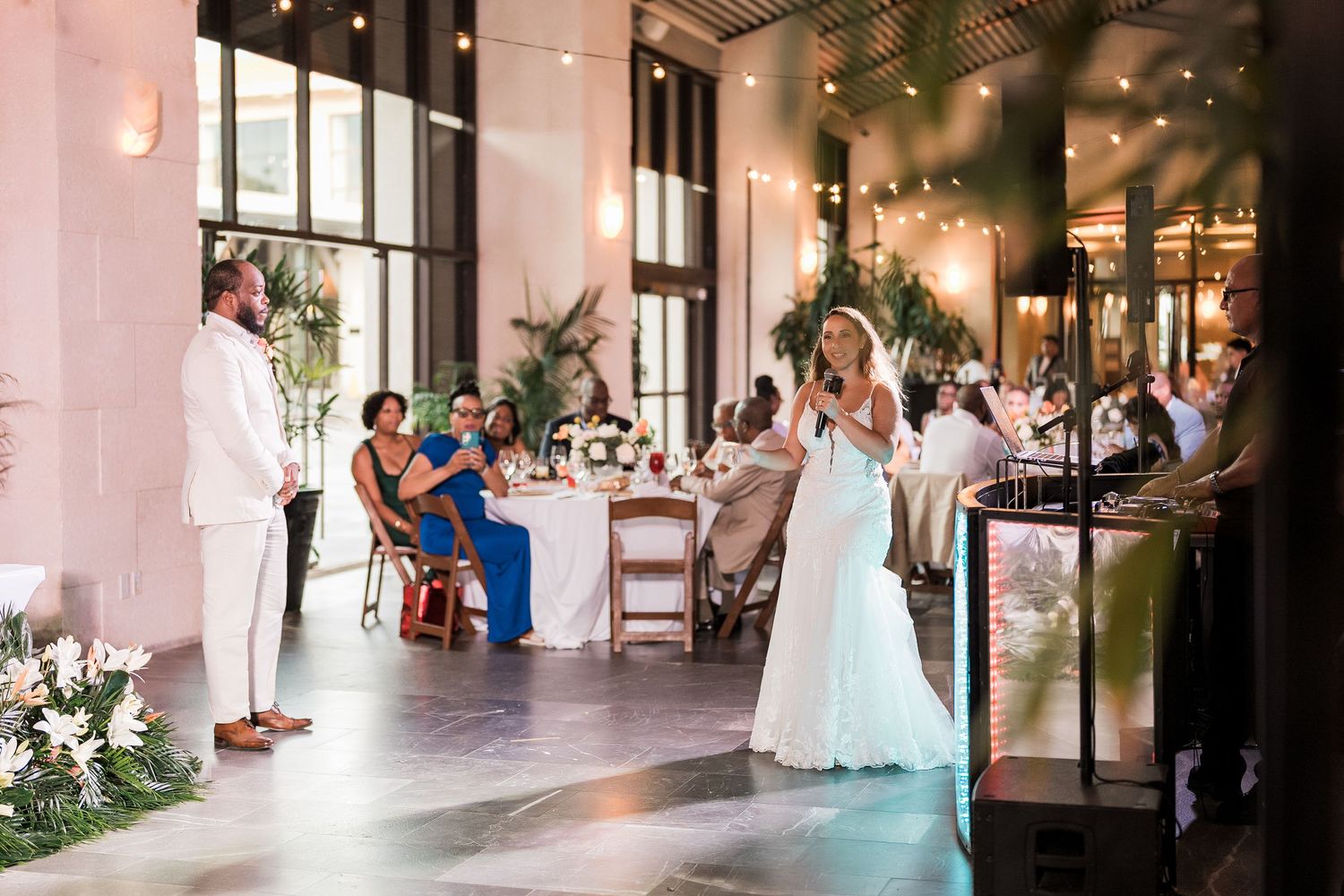 unico 2087 wedding