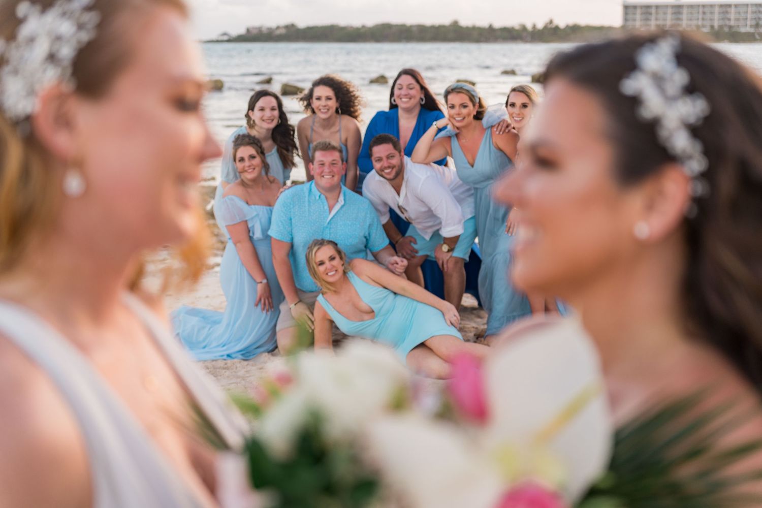 Barceló Maya Palace wedding bridal party photoshoot