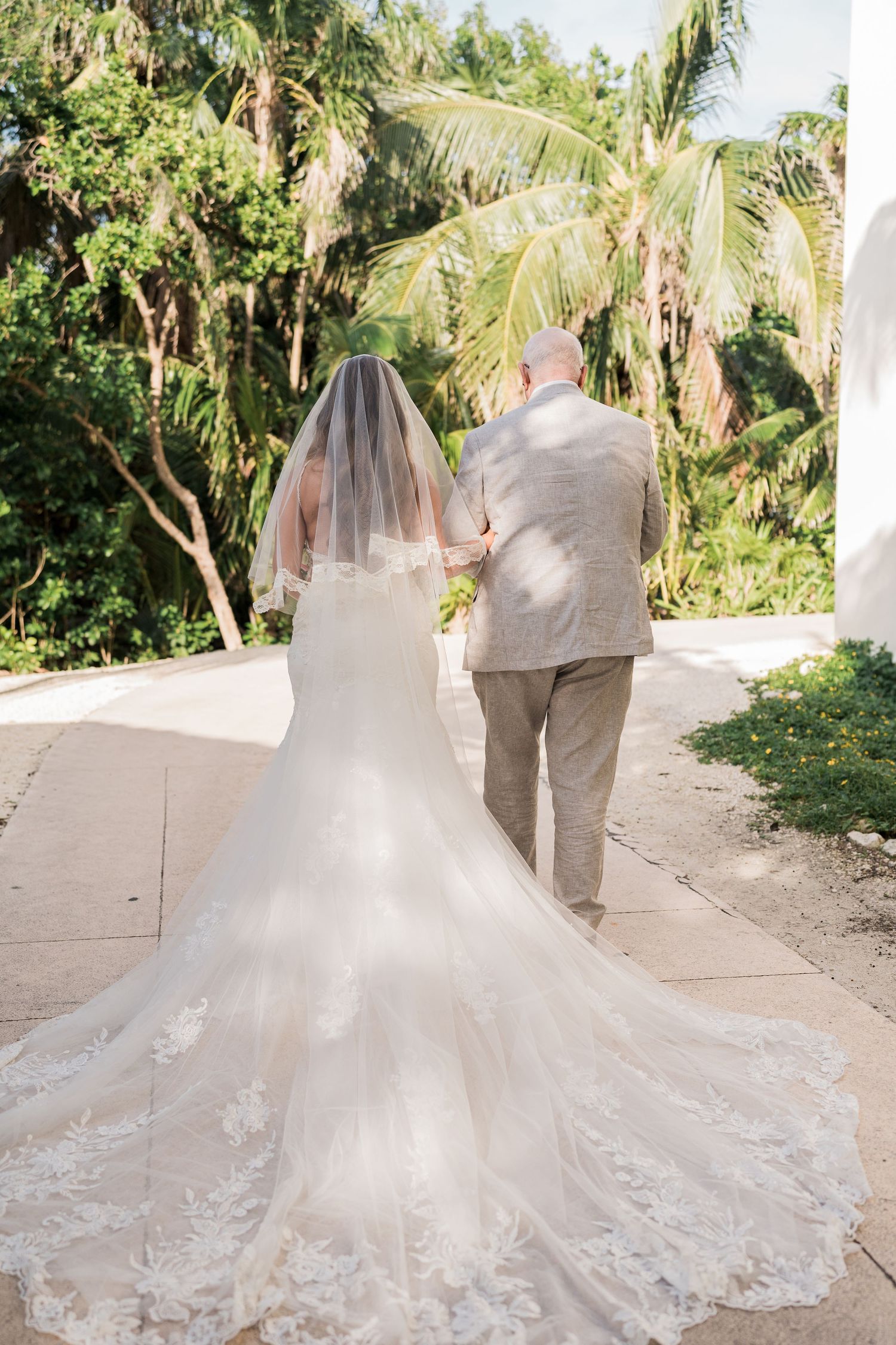 unico 2087 wedding