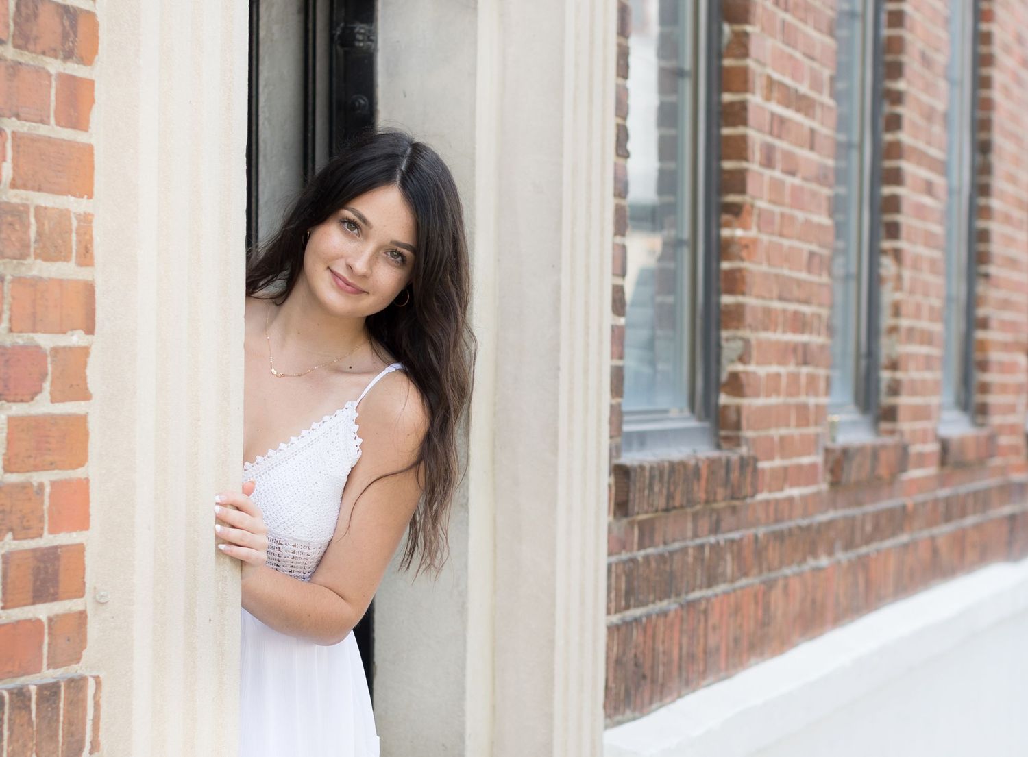 Urban photograph of girl in downtown Wilmington, NC