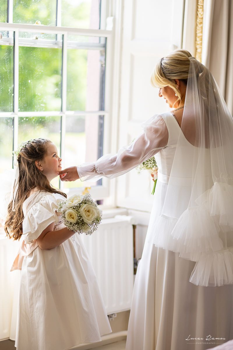 Bridal getting ready at Boyne Hill House – elegant and serene moments captured in soft Irish light by Lucas Ramos Photography.
