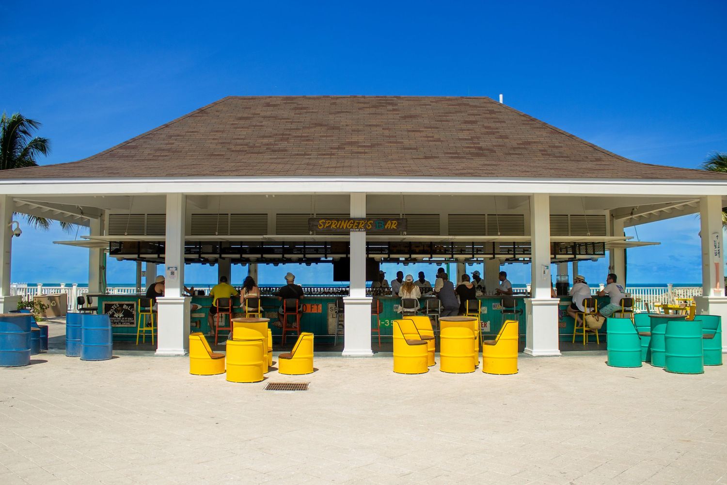 Welcome to Stingers Bar, Ocean Cay, Bahamas