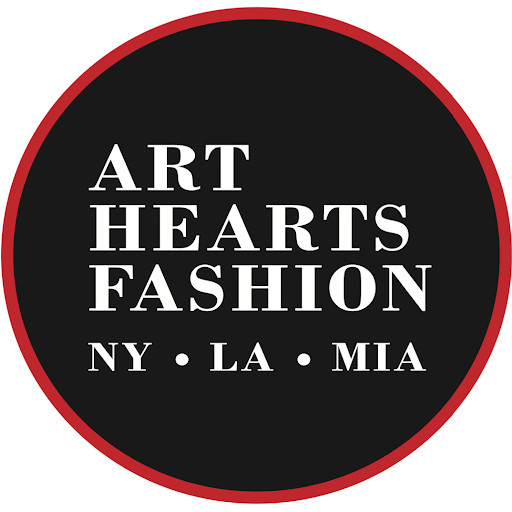 Art Hearts Fashion