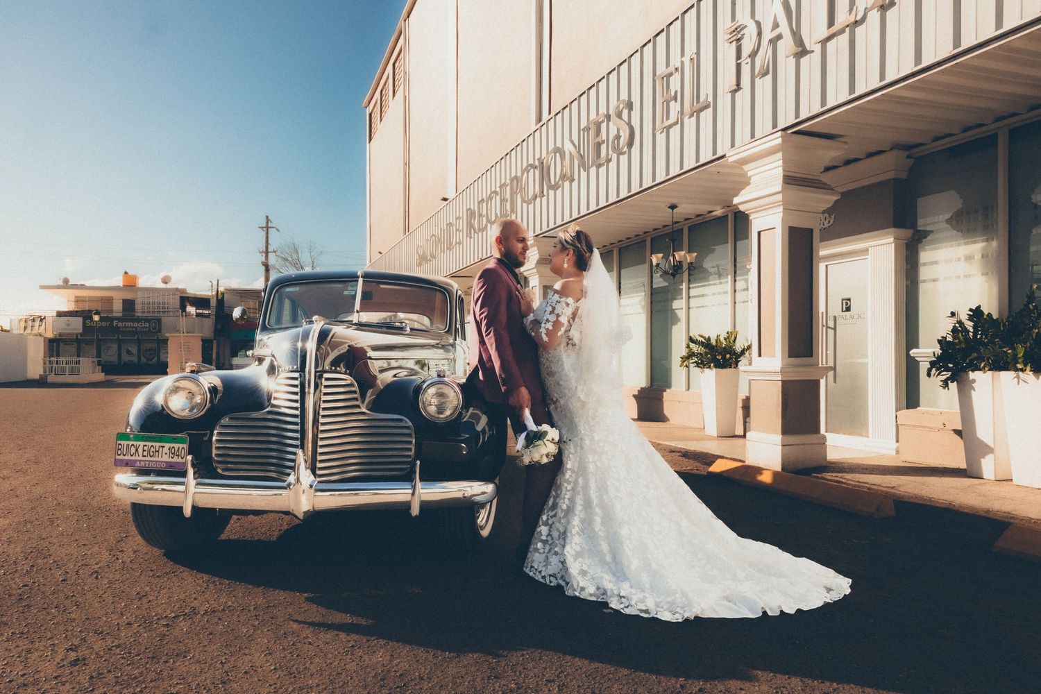 Colorado wedding photographer and videographer | Visuals by Marchena captures emotional wedding moments across Colorado Springs and beyond.