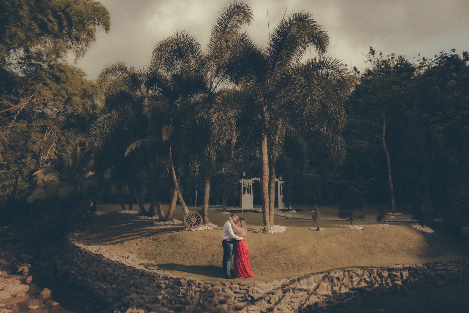 Visuals By Marchena. Colorado wedding photographer. Wedding photographer in Colorado. Engagement Session. Colorado Springs Photographer.