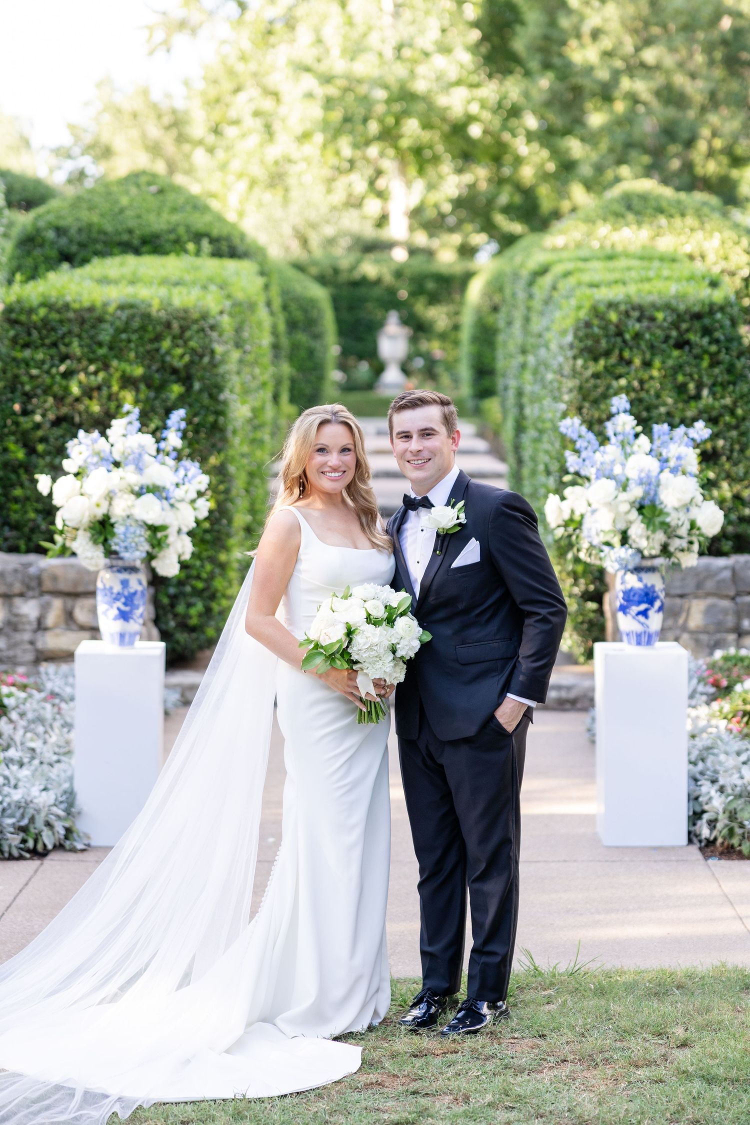 Bride and Groom at Dallas Arboretum in Sunken Garden Ceremony