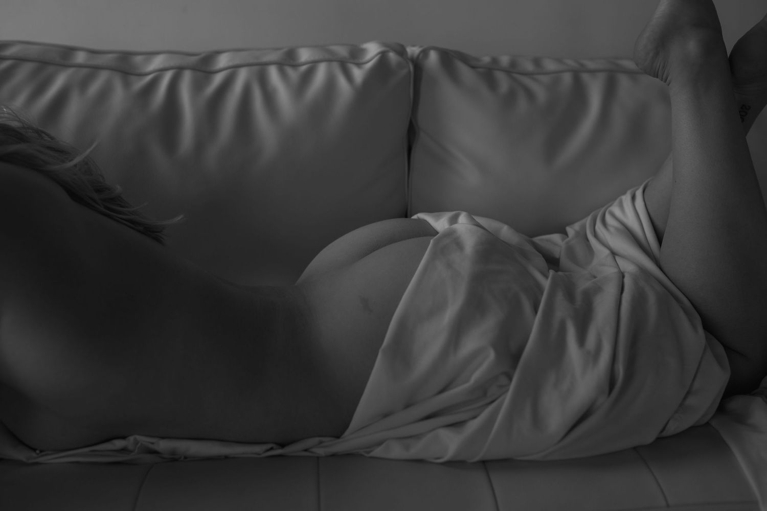Close up image of a boudoir client.
Minneapolis boudoir photographer
