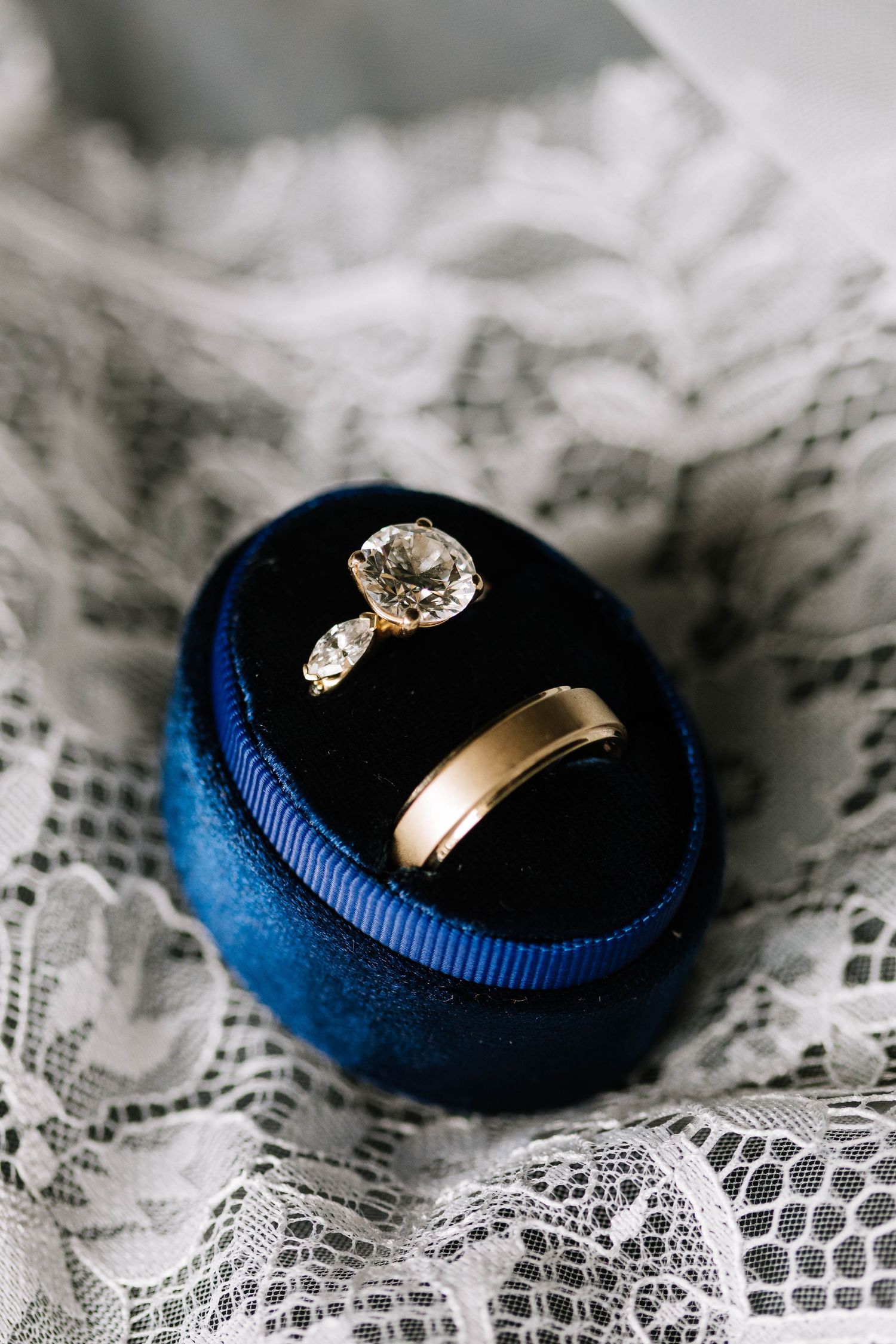 wedding photography at madonna inn on the central coast of California