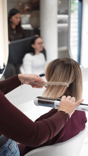 Fotograaf en videograaf gespecialiseerd in business shoots, videografie, professionele branding foto's, video's en reels voor jouw Instagram