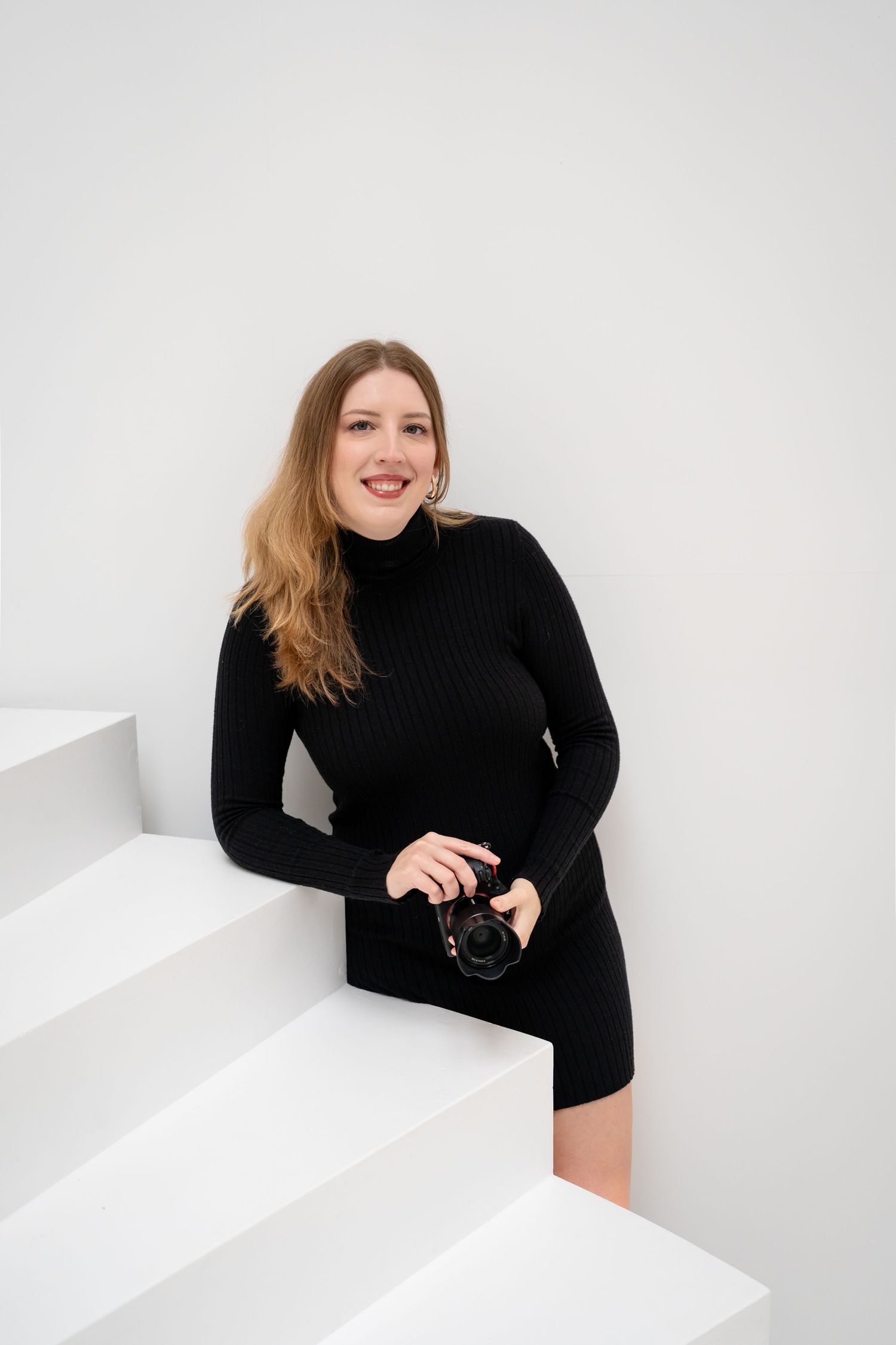 Fotograaf en videograaf gespecialiseerd in business shoots, videografie, professionele branding foto's, video's en reels voor jouw Instagram