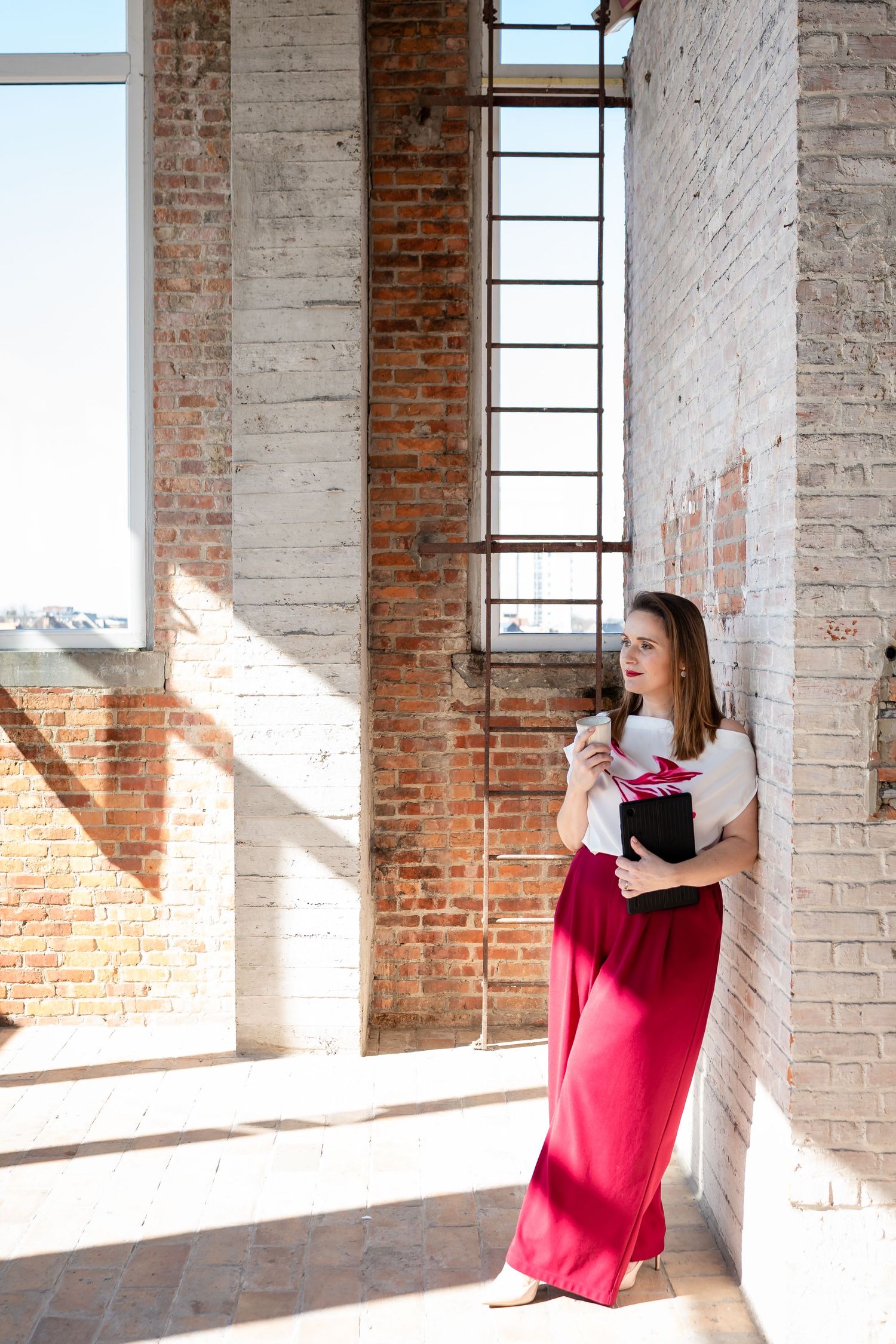 Fotograaf en videograaf gespecialiseerd in business shoots, videografie, professionele branding foto's, video's en reels voor jouw Instagram