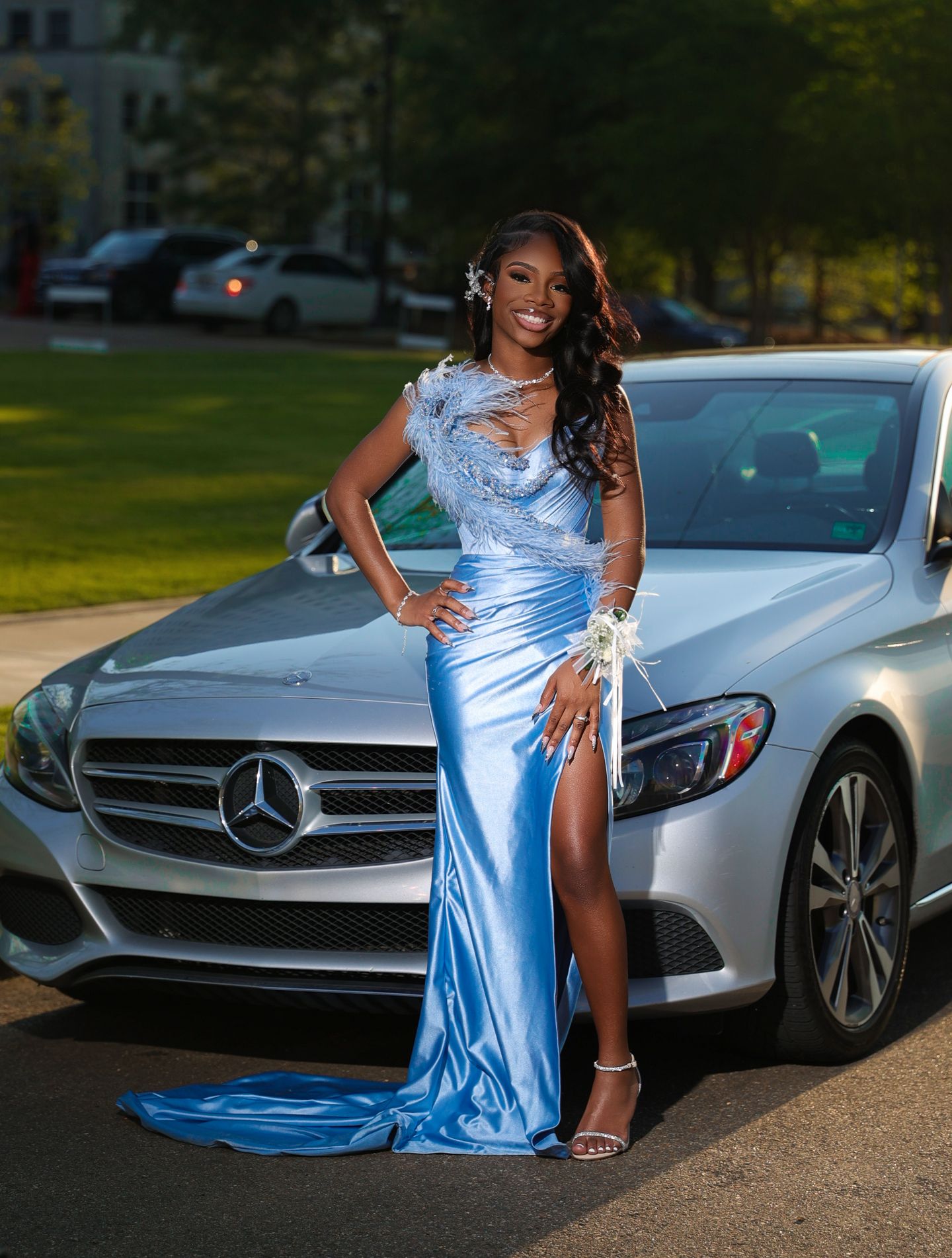 Looking for the perfect prom photos to commemorate your special night? Our professional prom photography services will help you preserve tho