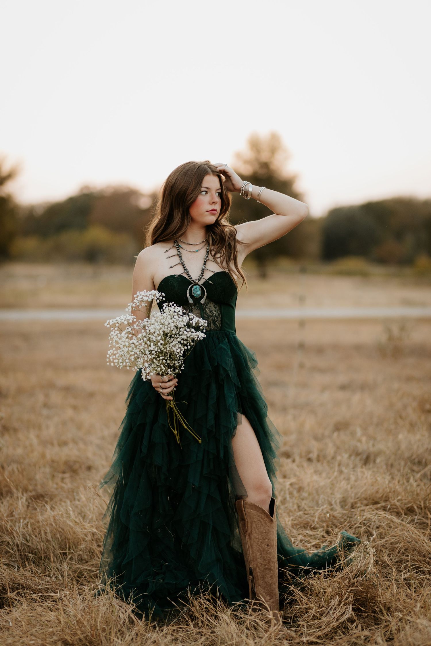 senior creative western photoshoot