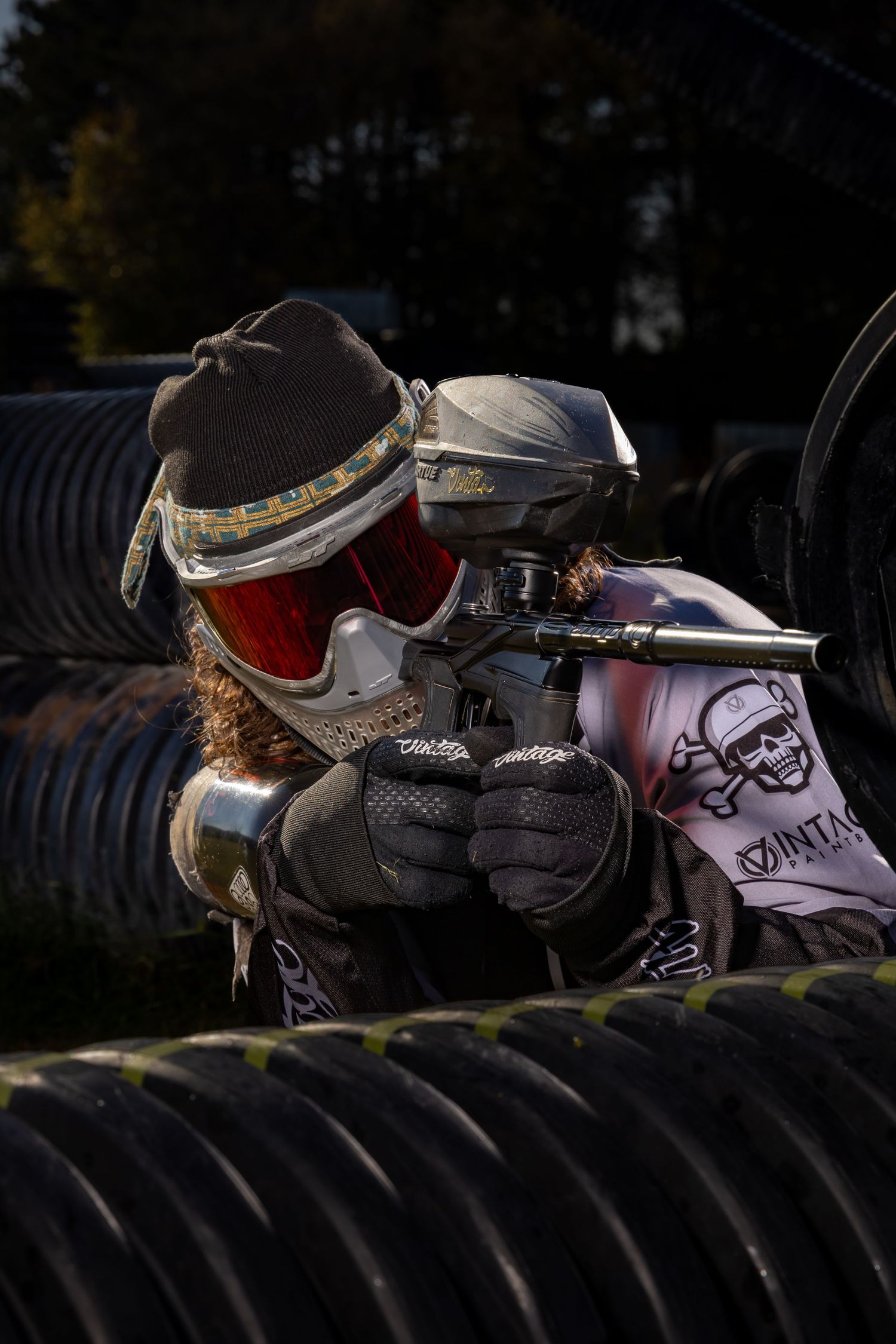 Havoc paintball team player pulls up for a shot form the snake