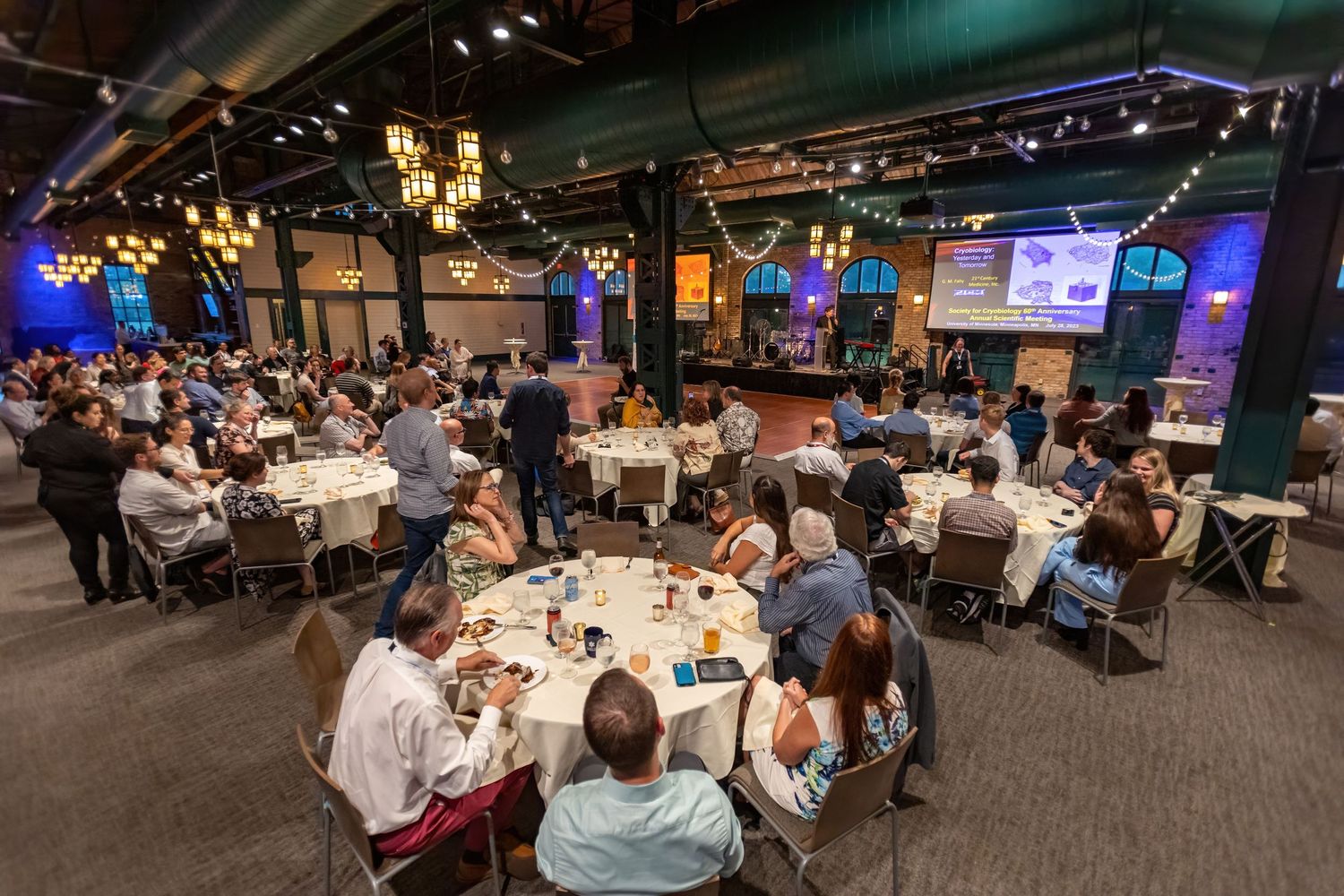 Celebratory dinner for attendees of the Cryo 2023 conference with food and dessert