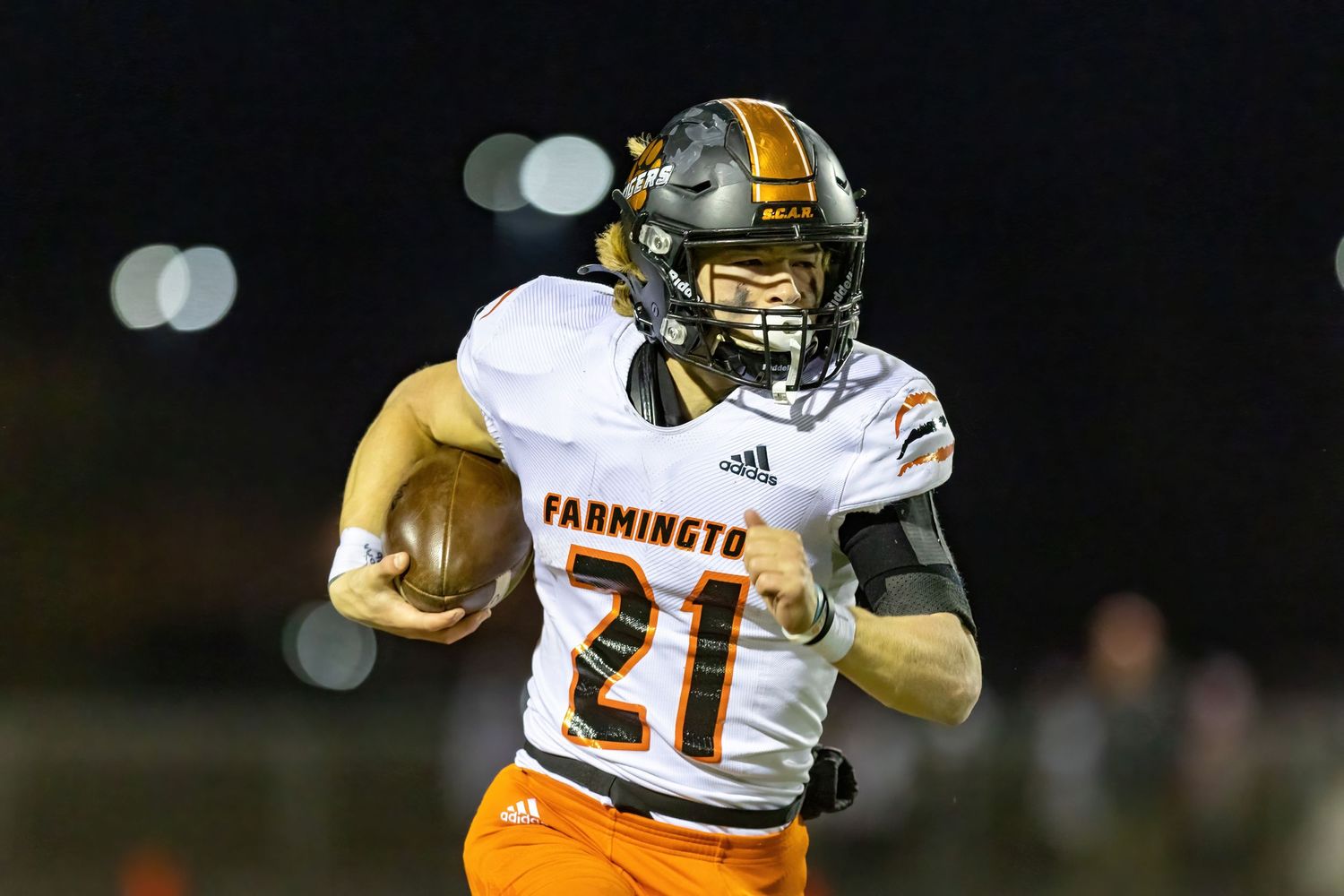farmington minnesota tigers high school varsity sports sports photography boys football