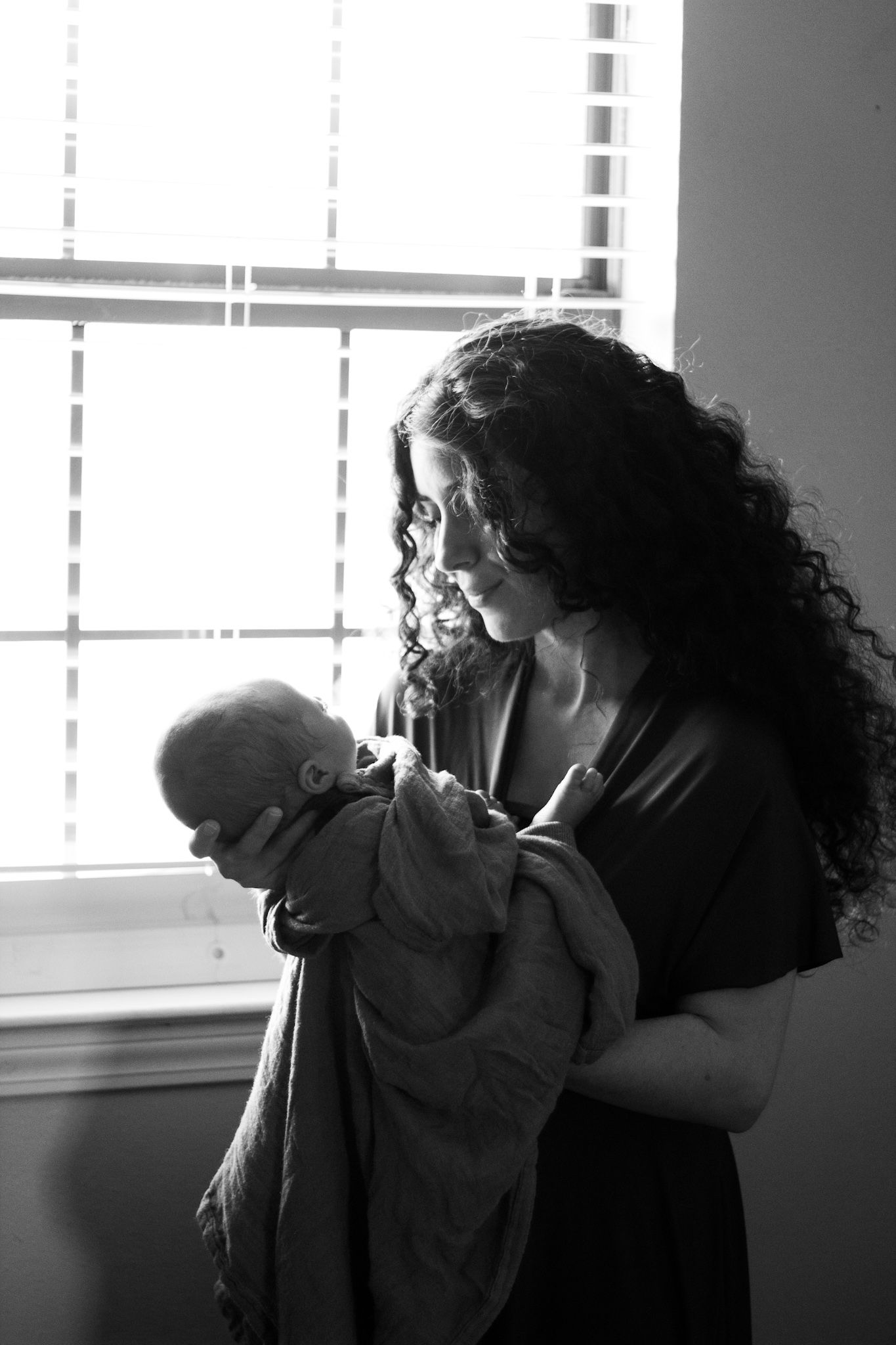 Elegant and graceful newborn picture of mother holding baby.
Conway Arkansas and Central Arkansas Maternity, Wedding, Newborn, Family Photog