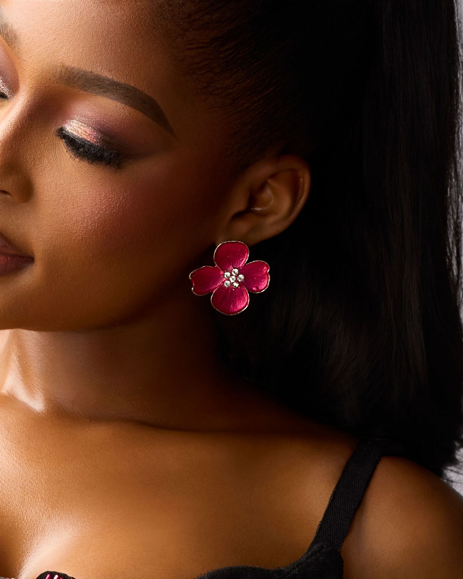Shadiat Official – elegant fashion photography by The Loba, a creative photographer in Lagos, Nigeria.