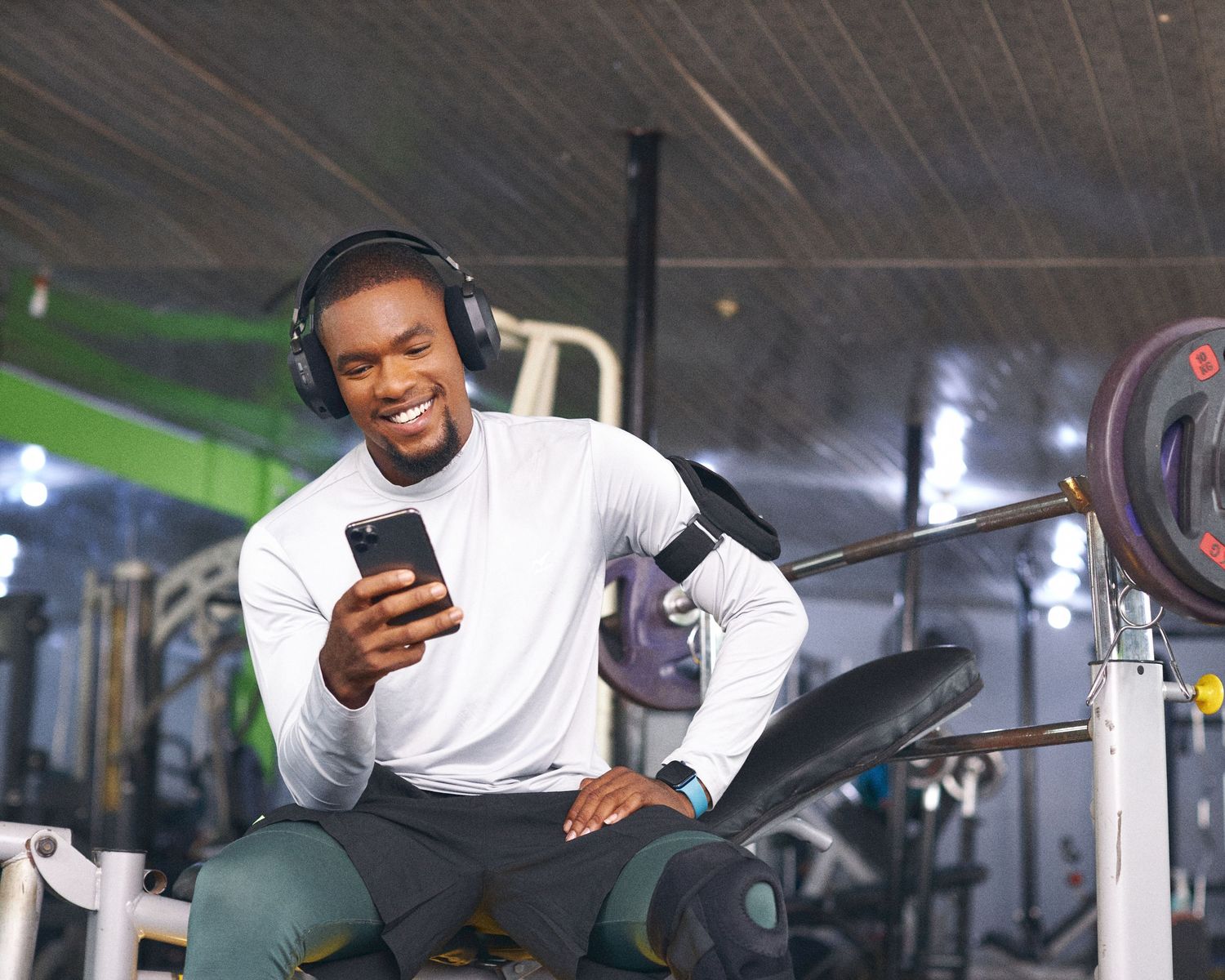 SendApp by Flutterwave for Brandic– Commercial Advertising photography by The Loba, a creative photographer in Lagos, Nigeria.