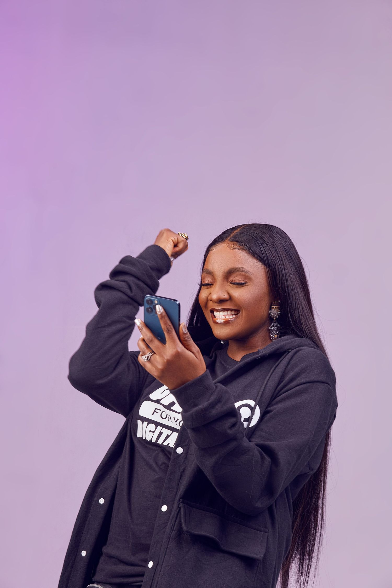 SIMI by The Loba for Chipper Cash – elegant fashion photography by The Loba, a creative photographer in Lagos, Nigeria.