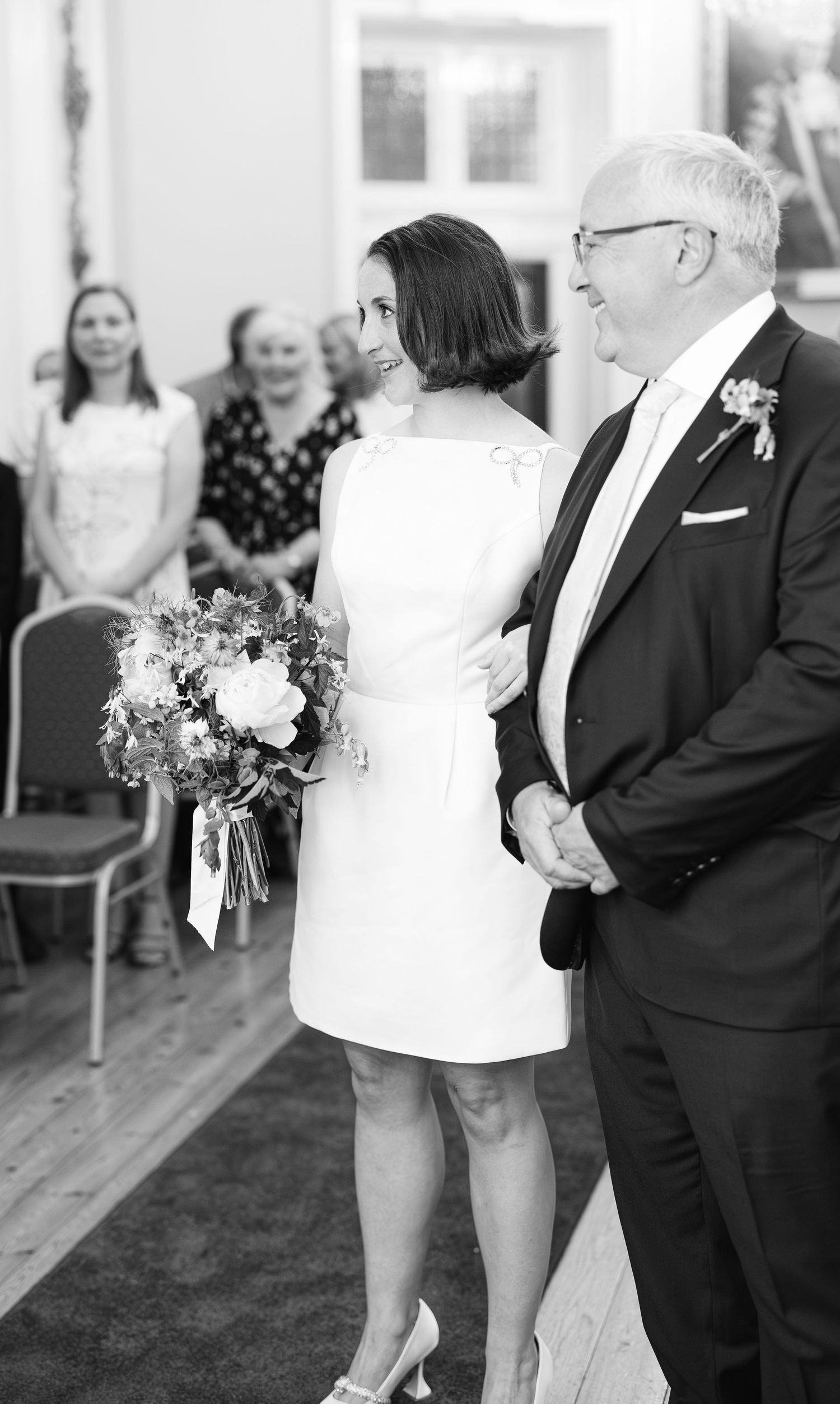 Bournemouth wedding photographer | Bournemouth wedding photography | wedding photographer Bournemouth | Bournemouth registry office wedding