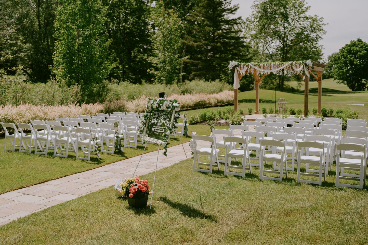 Buncrana Golf Course Wedding Venue in Hamilton, Ontario