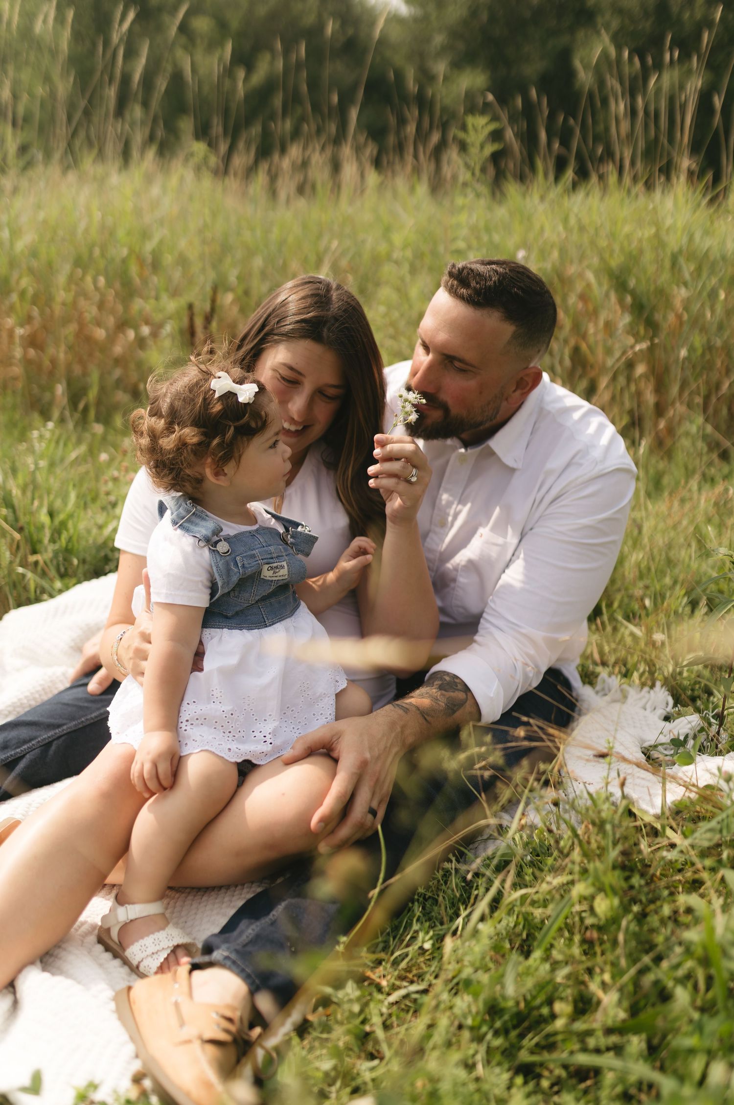 CT Maternity and Family Photographer