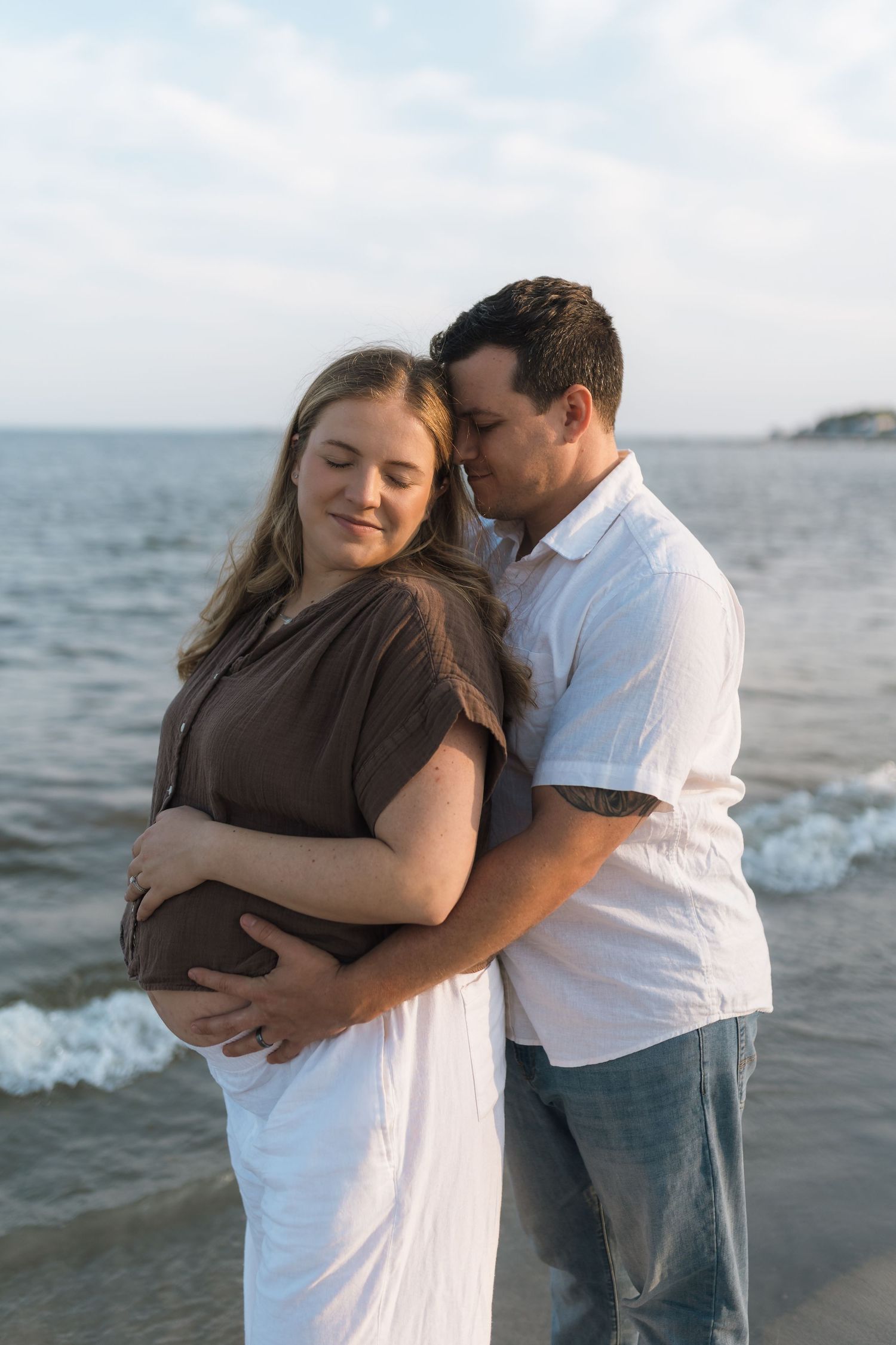 CT Maternity and Family Photographer