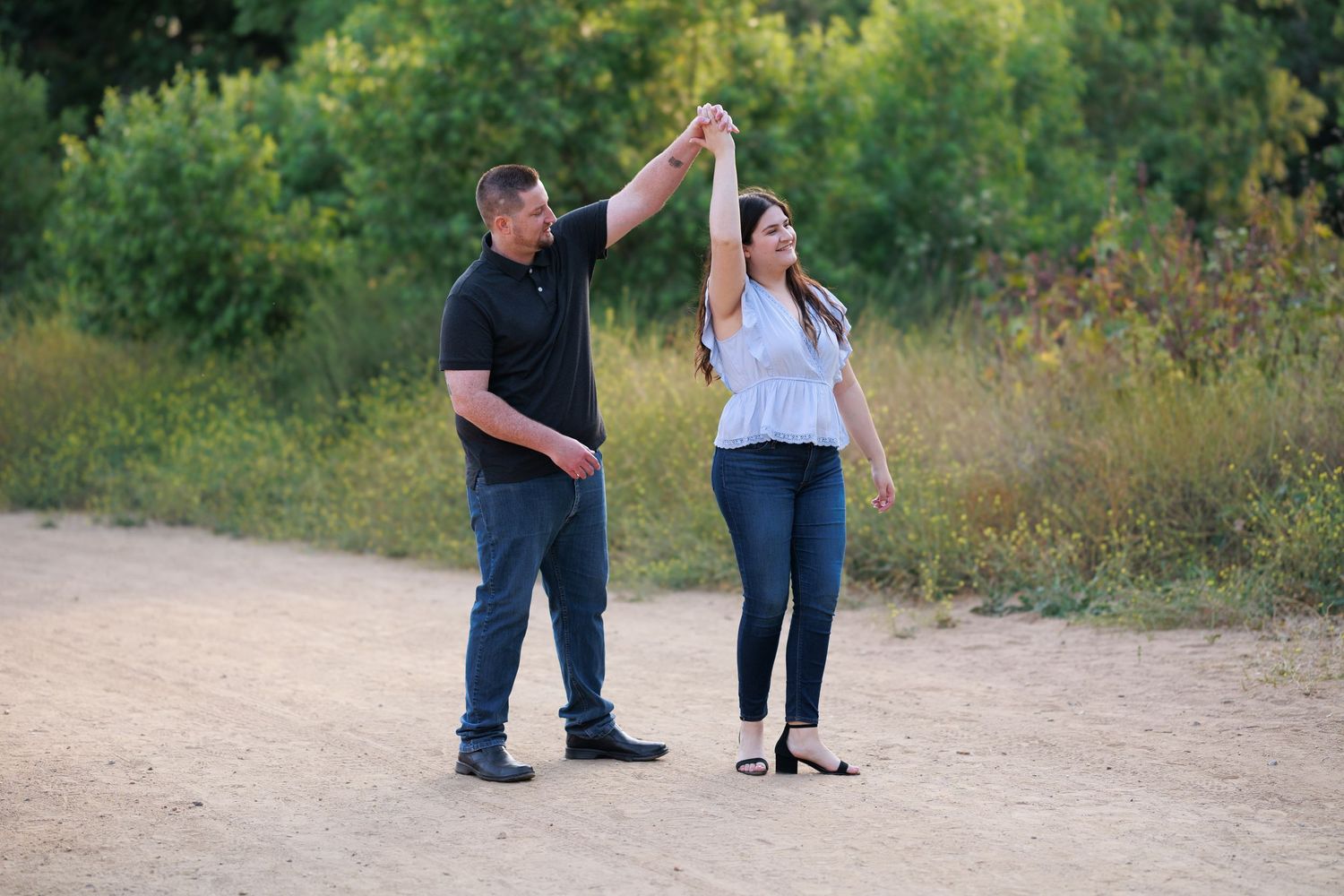 Casual outdoor photoshoot sequence on a natural dirt path with green foliage.