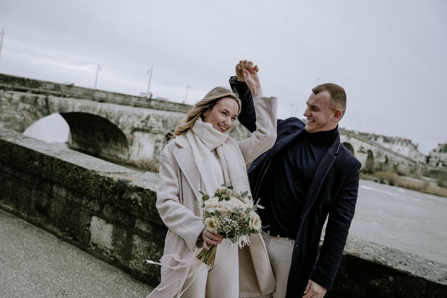 Mariage
Photographe de mariage à Blois , Loir et Cher et Centre Val de Loire
Marion Brocherieux Photographe