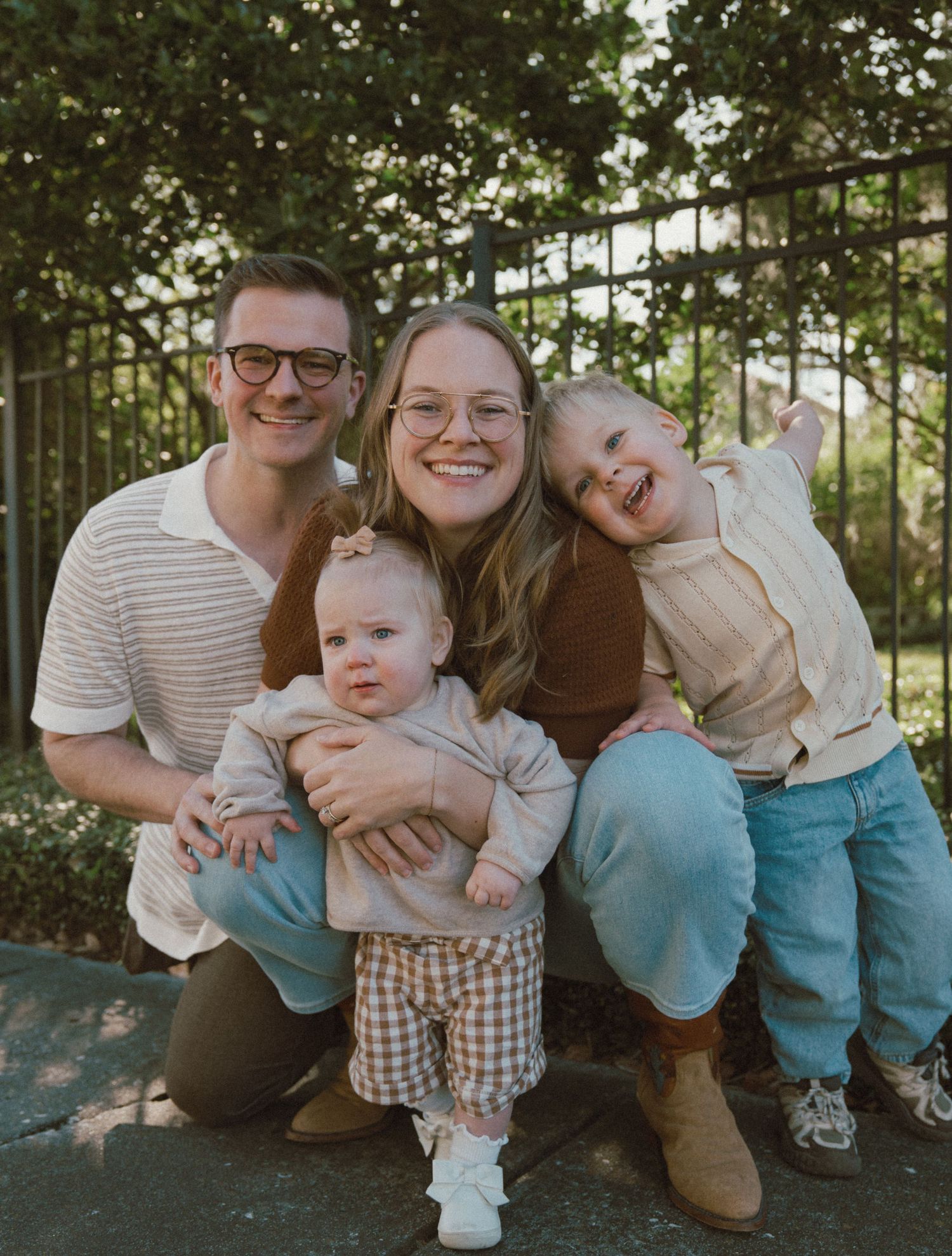 Family photos in tampa downtown neighborhood photographer