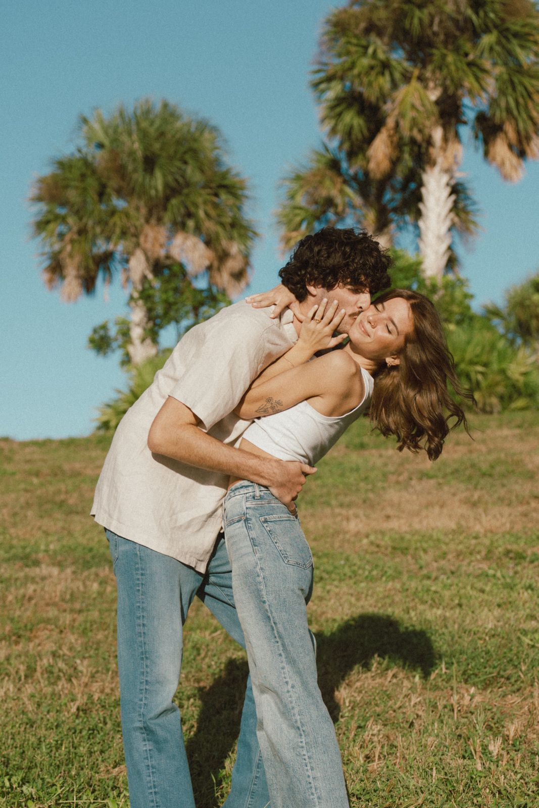 engagement photographer couples anna maria island sarasota tampa bradenton florida